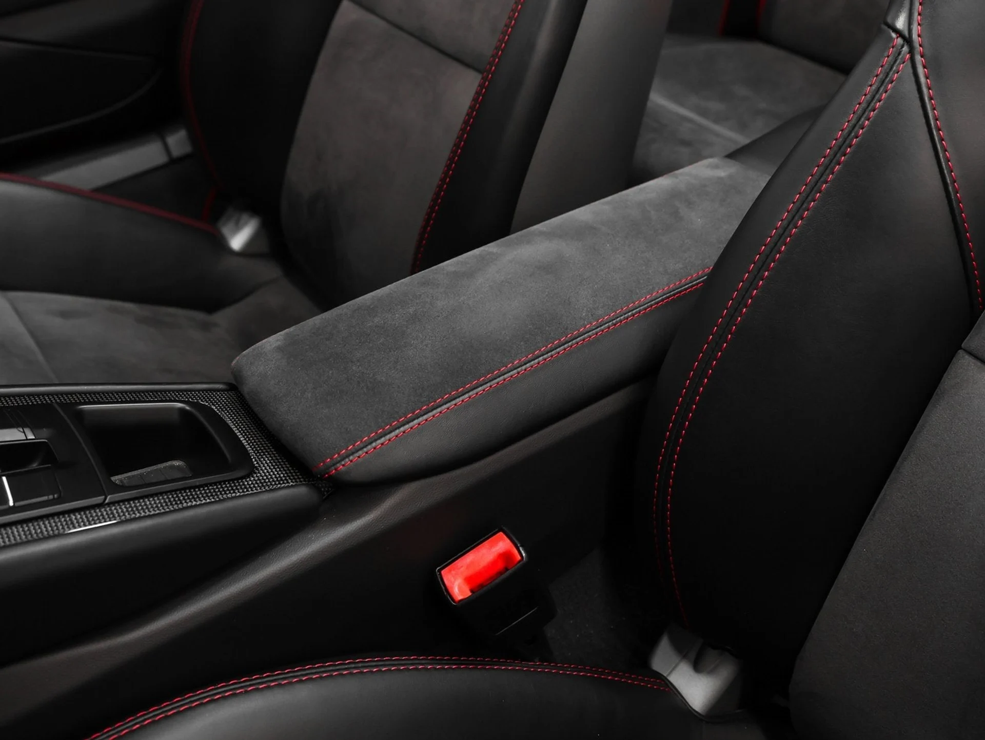 mph040_110961638_41_64e4913e6c