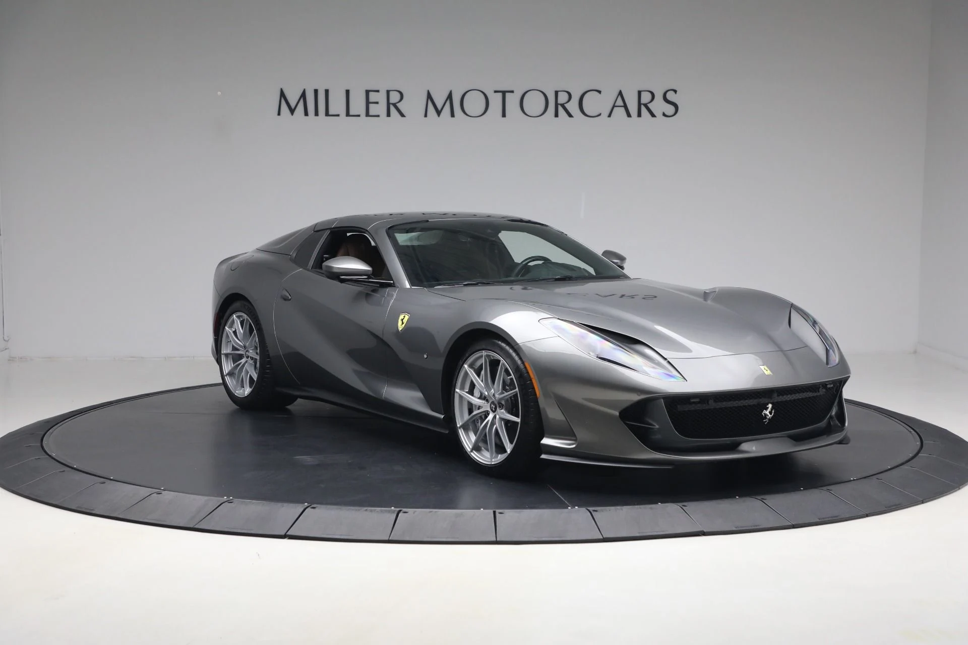 mph040_1112472345_Used_2021_Ferrari_812_GTS_1781727053_3a0f3318cf