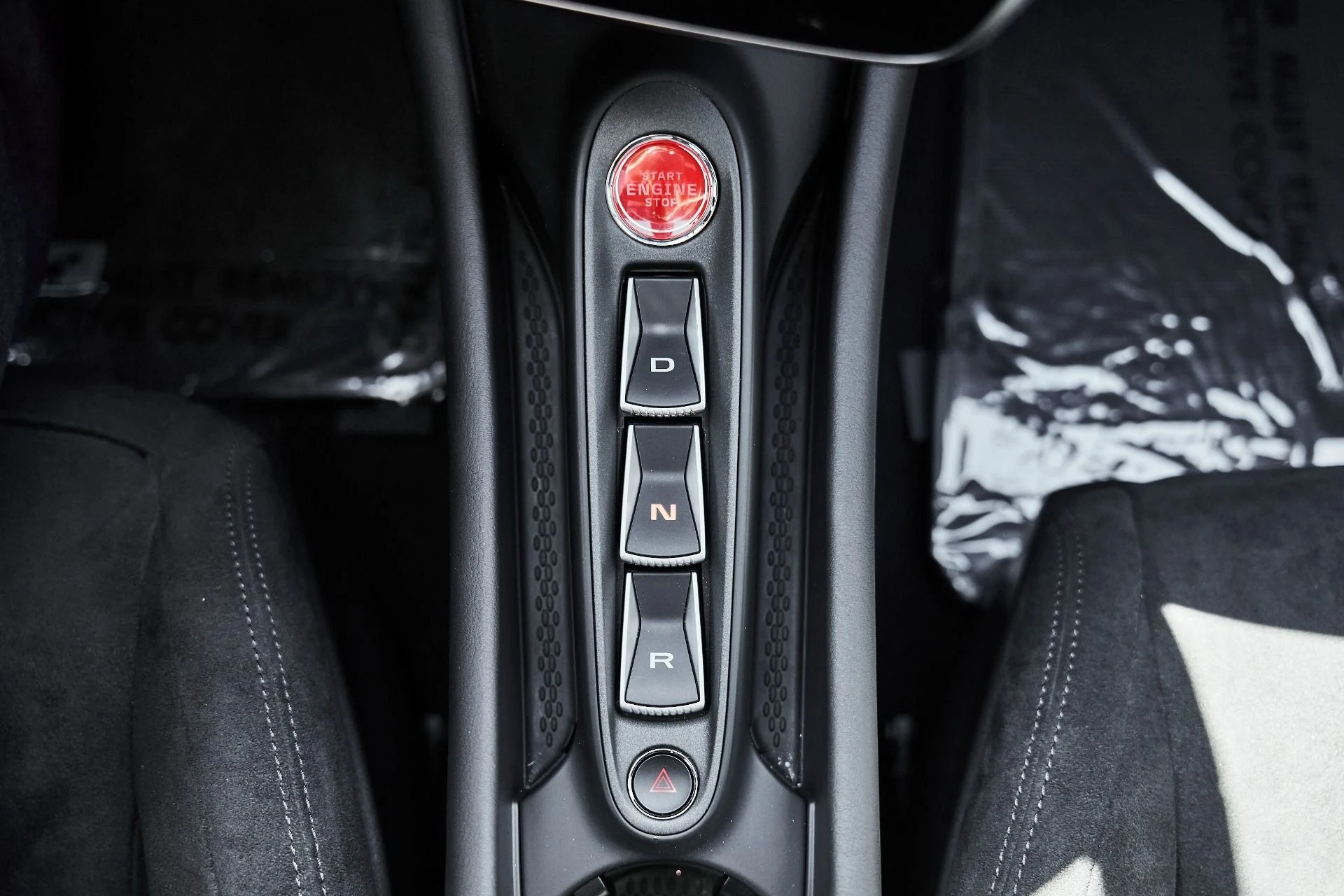 mph040_1116956507_Used_2024_Mc_Laren_Artura_1774742246_3a592444fd