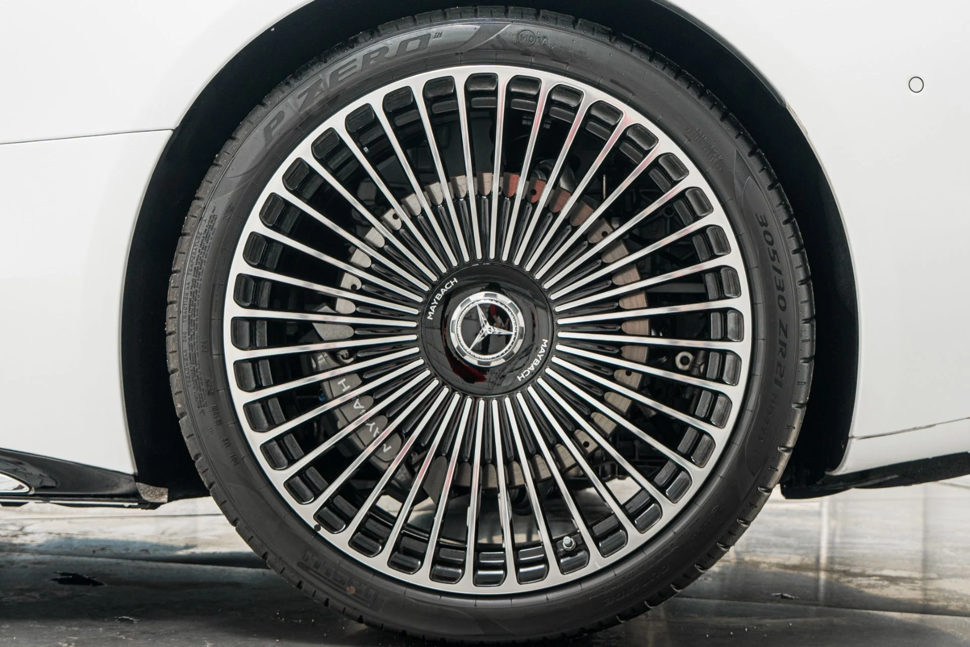 mph040_1117571692_Used_2026_Mercedes_Benz_Maybach_SL_680_Factory_Matte_Paint_Extremely_Low_Miles_1771434800_47723bef76