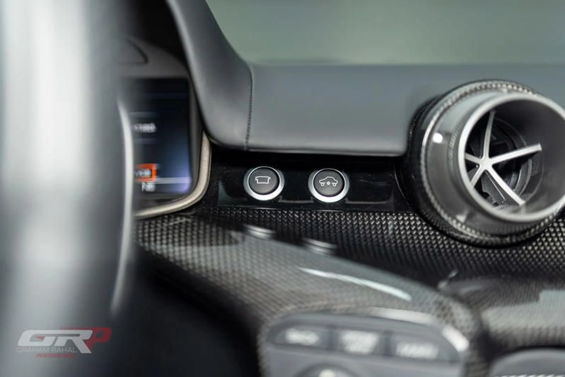 mph040_1130897988_7_CA_08749_FD_24_43_AE_B048_196004533_F2_E_f9165e651c