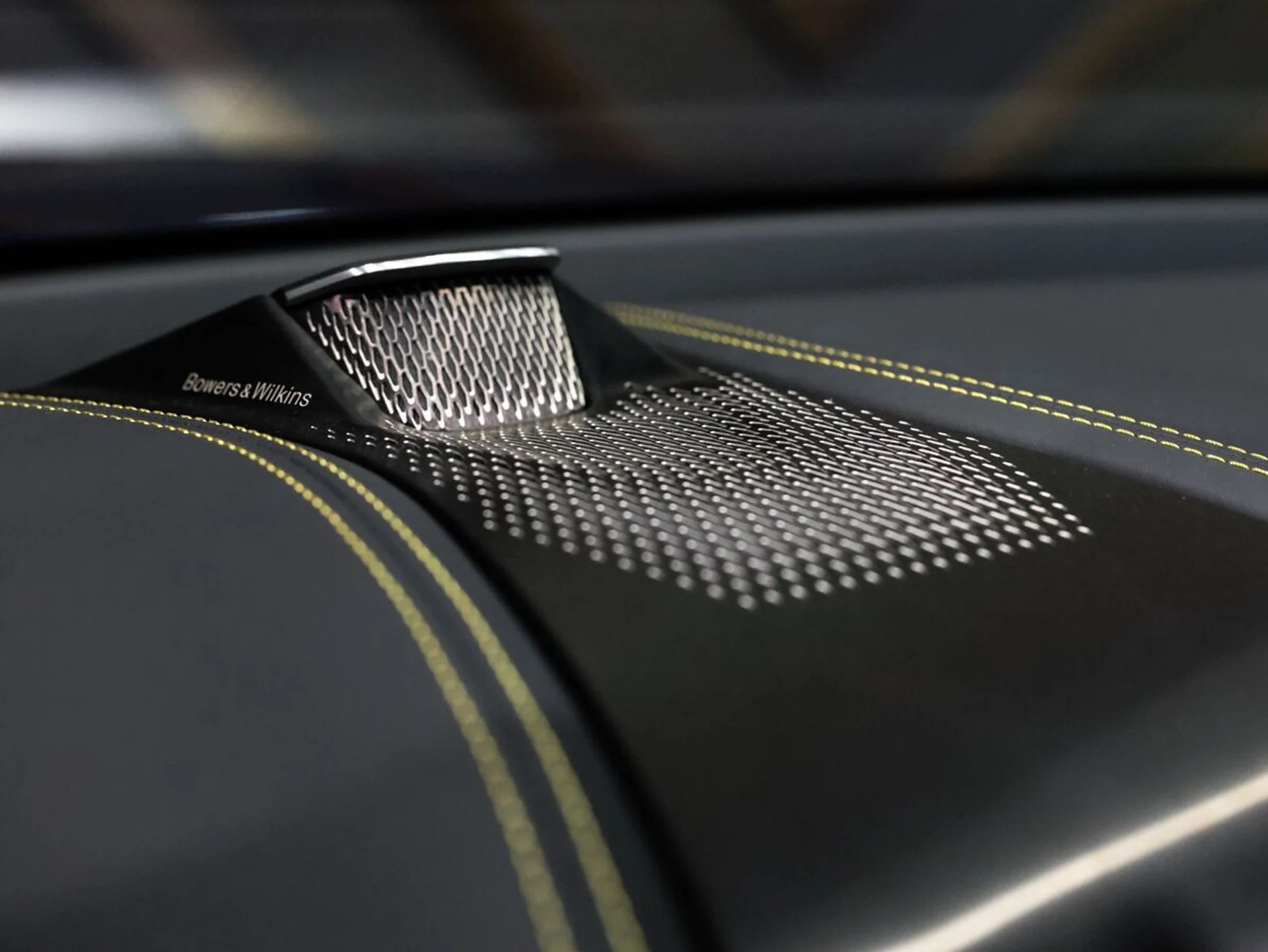 mph040_1135994910_4inbvbpkfz7l7iqsw1mm4ahuxe5t_498da5c21a