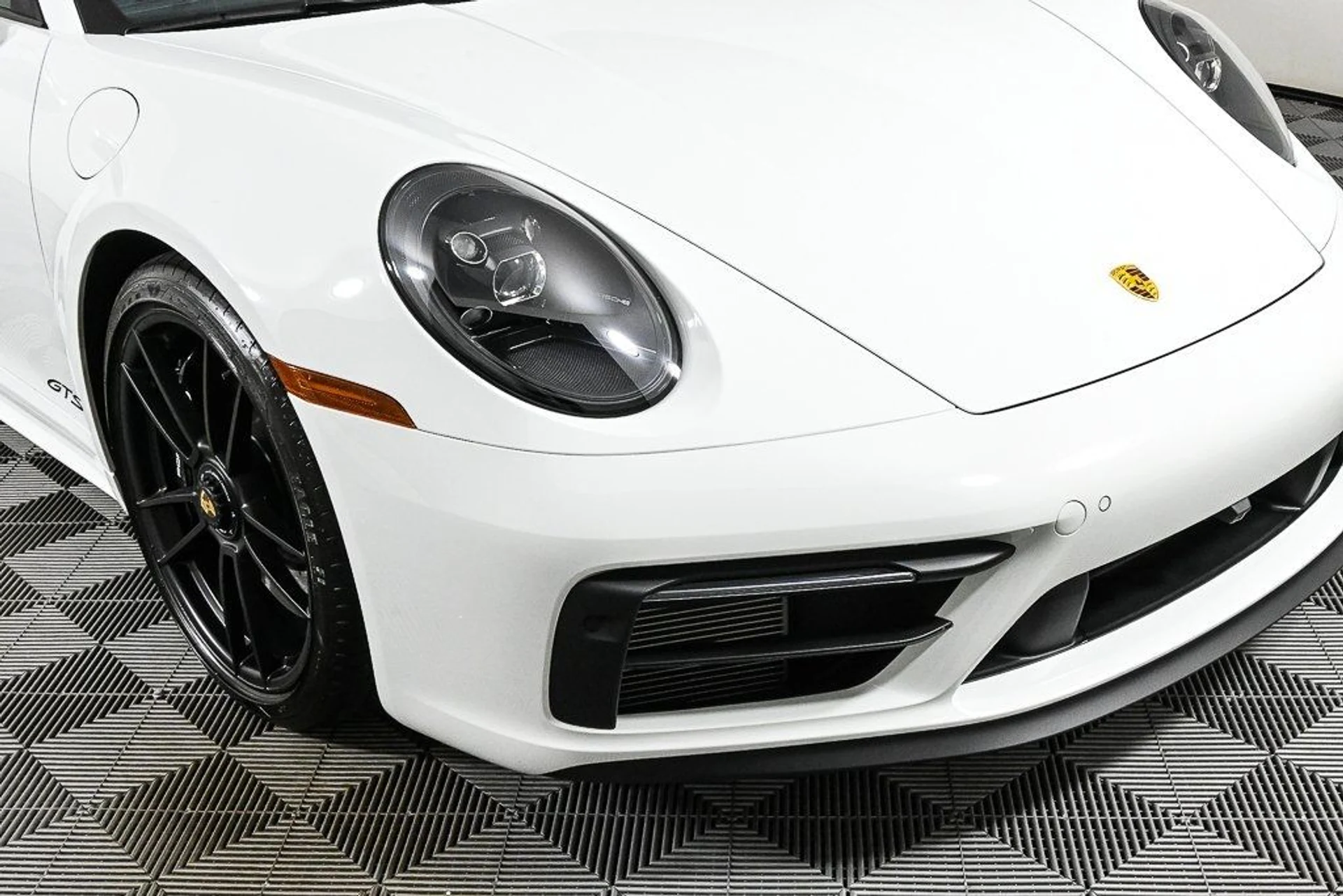 mph040_1154481571_2a70517bb97ac921995c825dac7b7b32_9153cc7fee