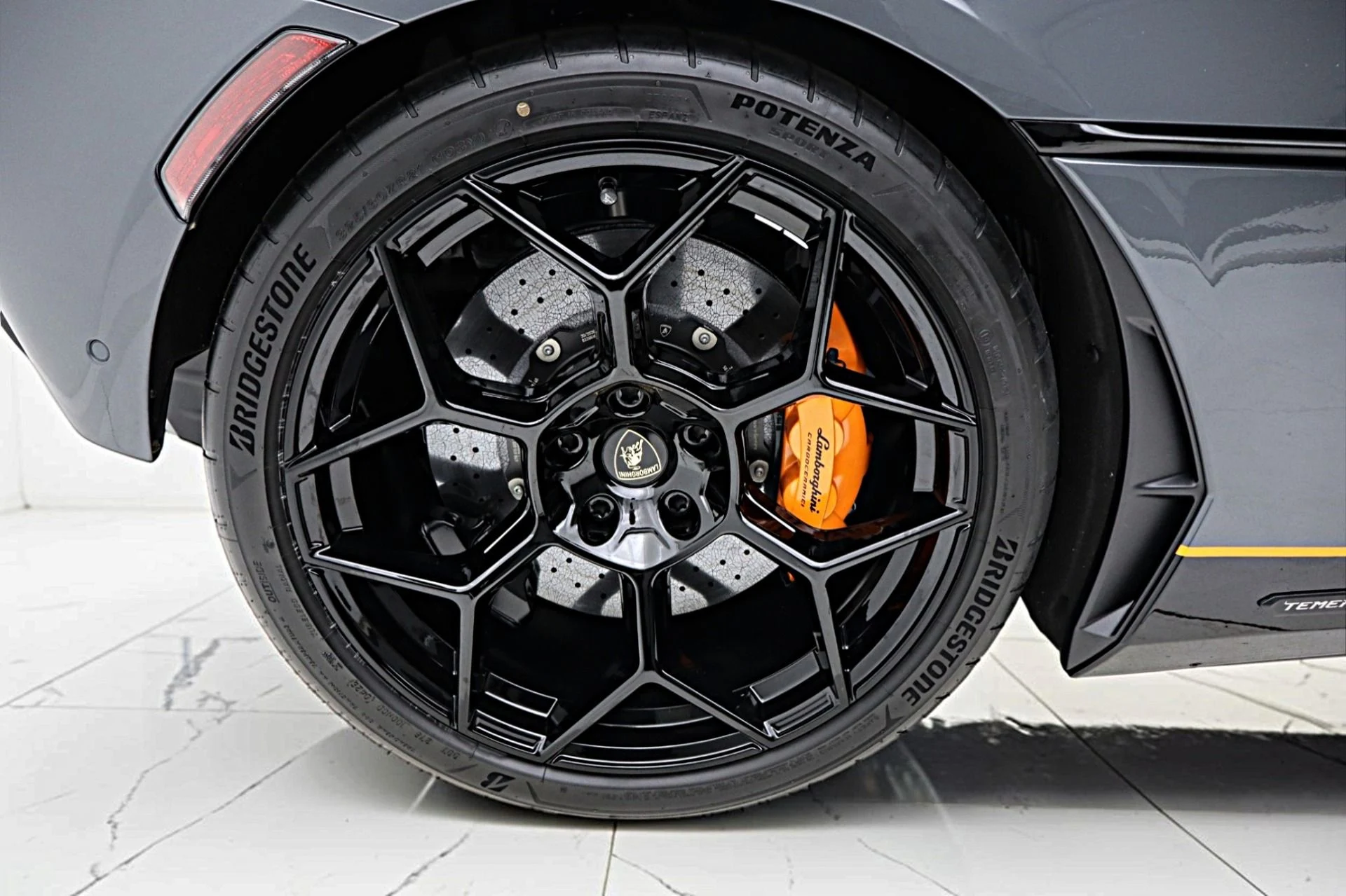 mph040_119074373_New_2026_Lamborghini_Temerario_43d744a401