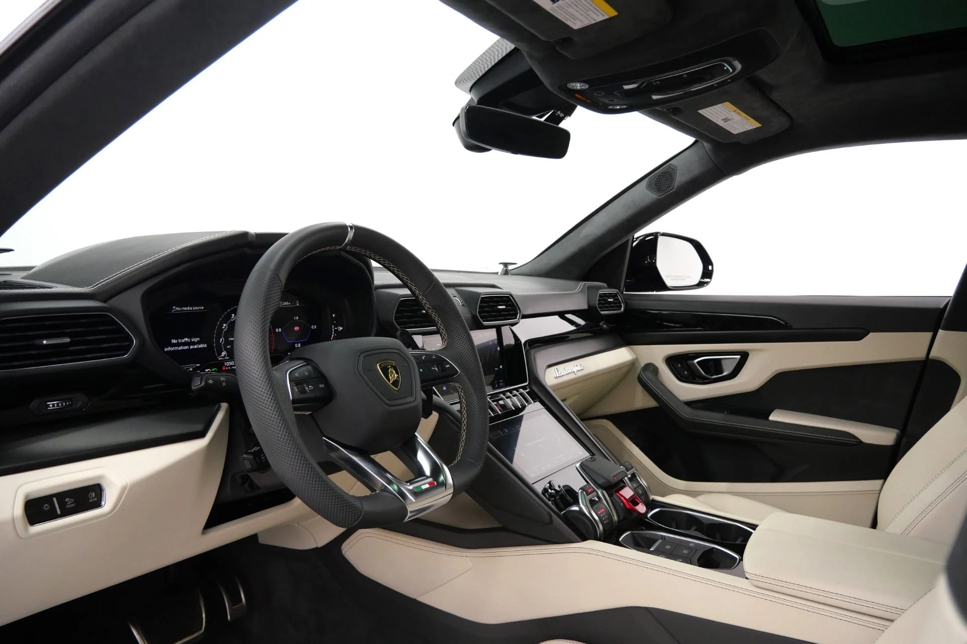 mph040_119291376_Used_2022_Lamborghini_Urus_23_Inch_Wheels_Two_Tone_Interior_Bang_and_Olufsen_Audio_1775677581_61cf3e67ad