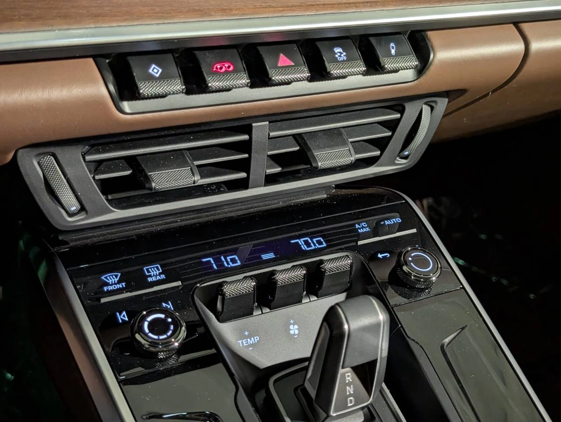 mph040_1194819679_652d093643821f039376e8f85f6cd1b3x_0b2878ebb4