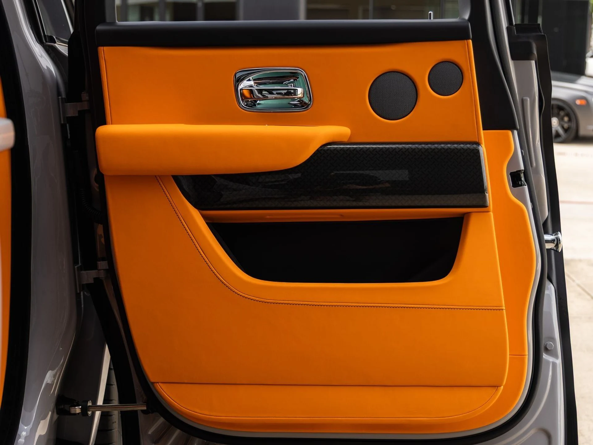 mph040_119575836_41_f8e3663007