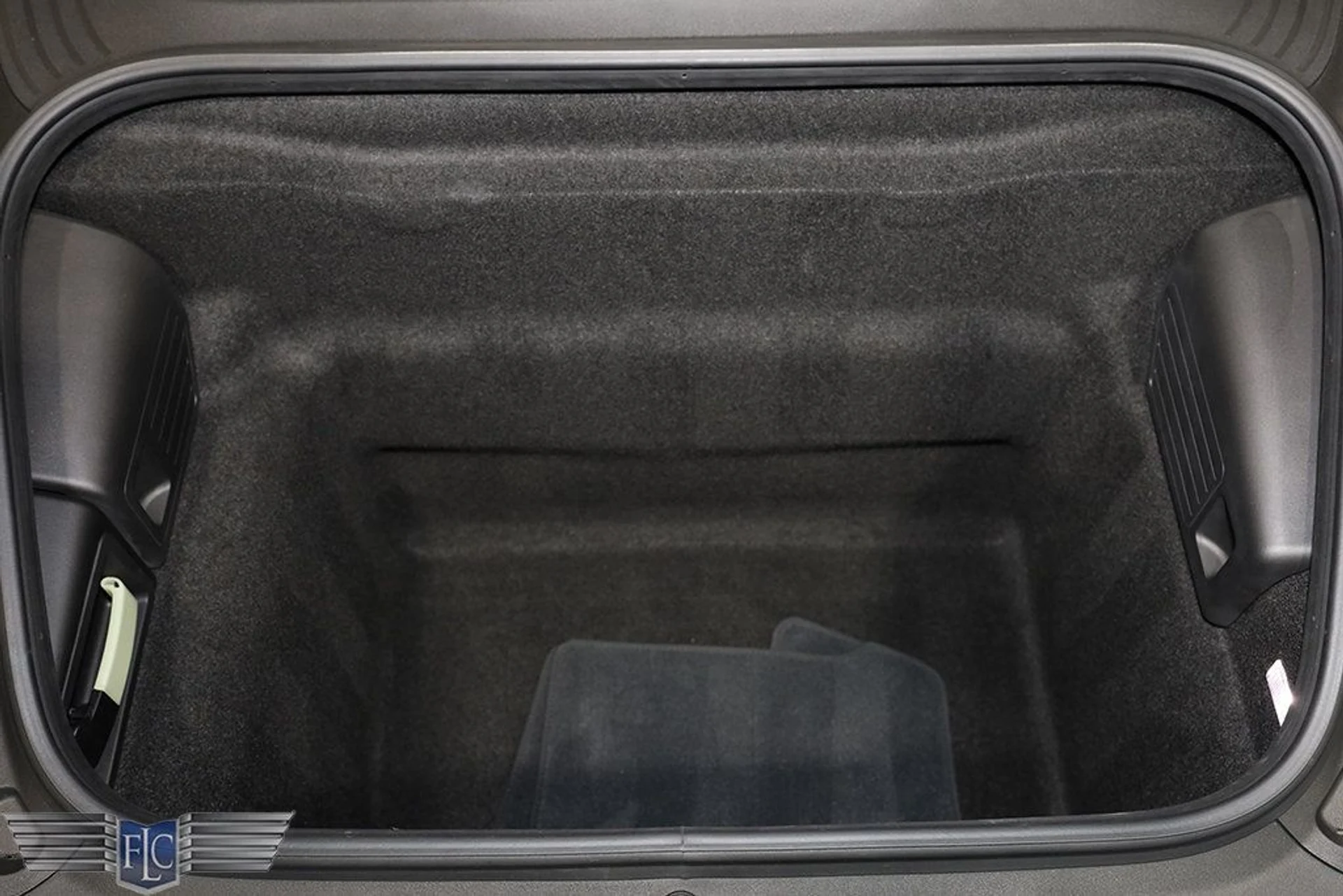 mph040_1219603747_used_2018_porsche_911_turboscoupe_9689_22116353_41_1024_00a3ca968b