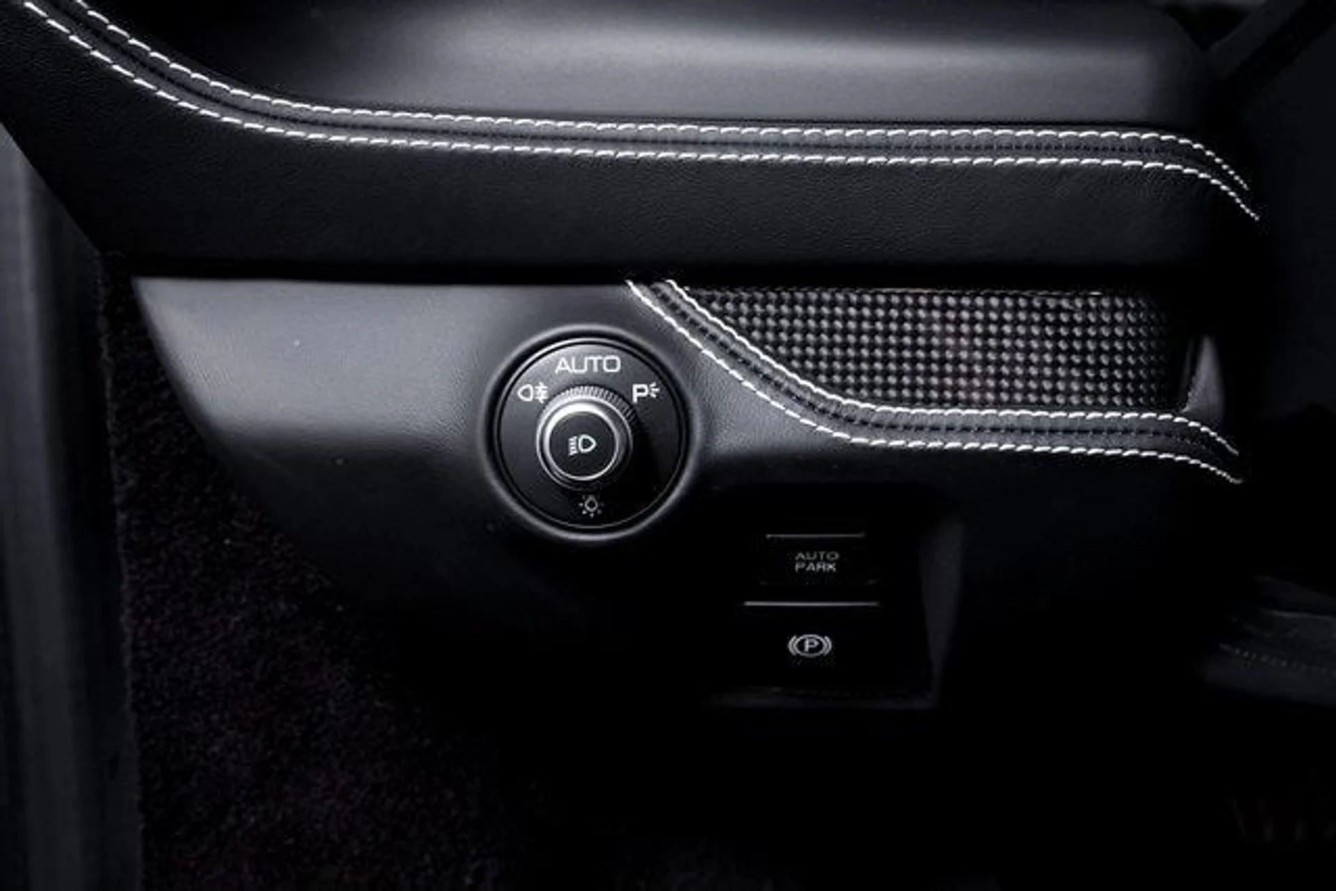 mph040_1229223989_20e84c360e2bf766d1a79482f856d198x_9d4111a677