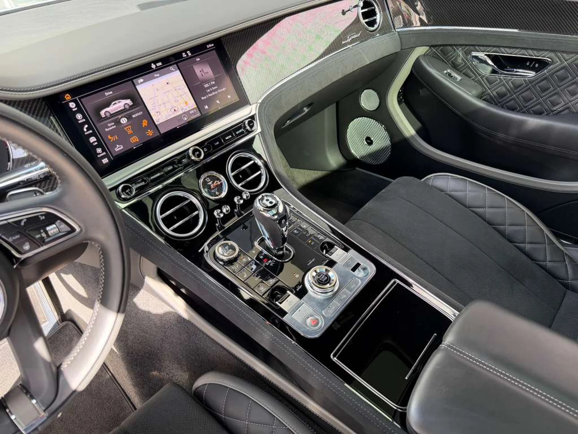 mph040_1229901282_Whats_App_Image_2025_12_17_at_5_40_21_PM_5_7a3732d710