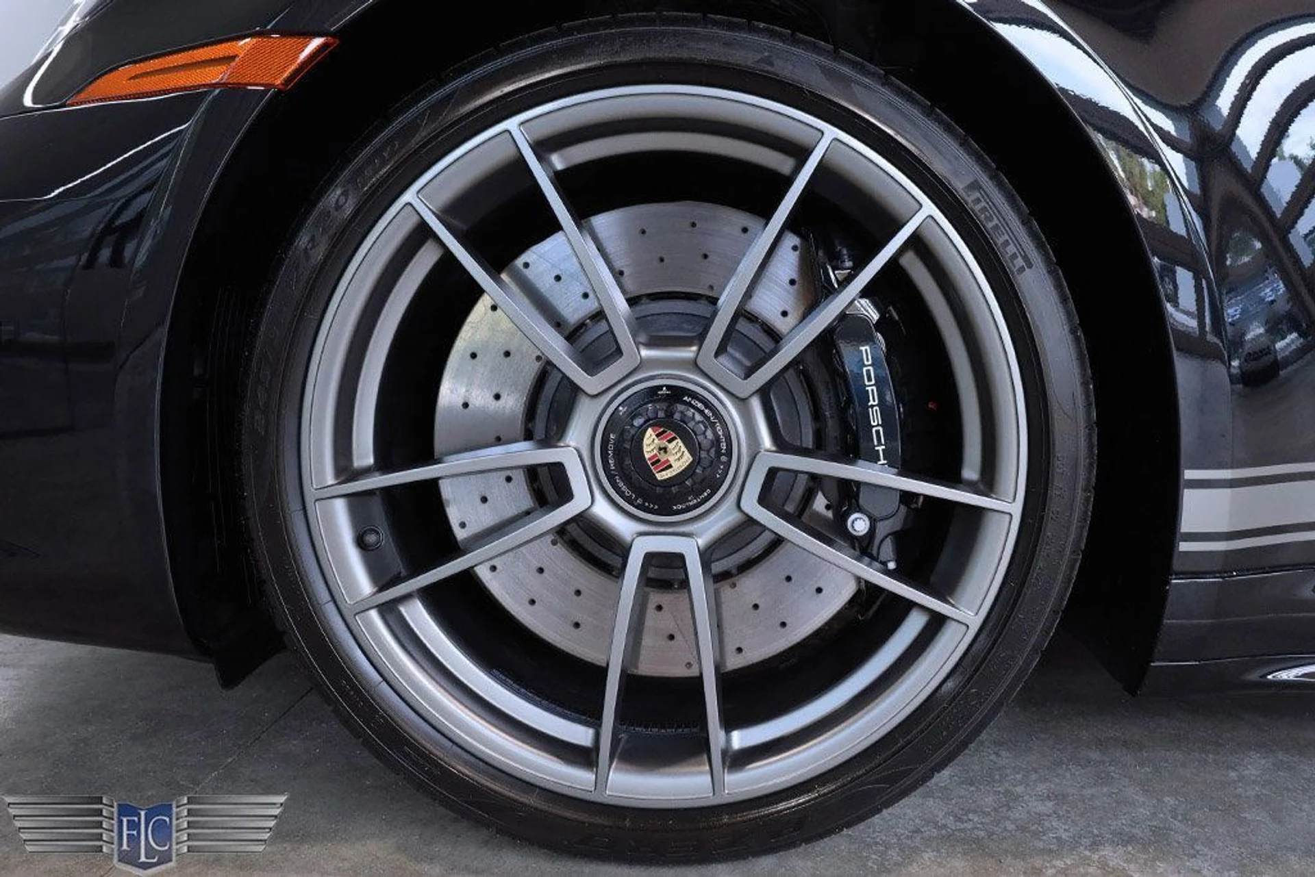 mph040_1239015260_used_2022_porsche_911_targaedition50yearsporschedesign_9689_22634485_41_1024_350c66e66c