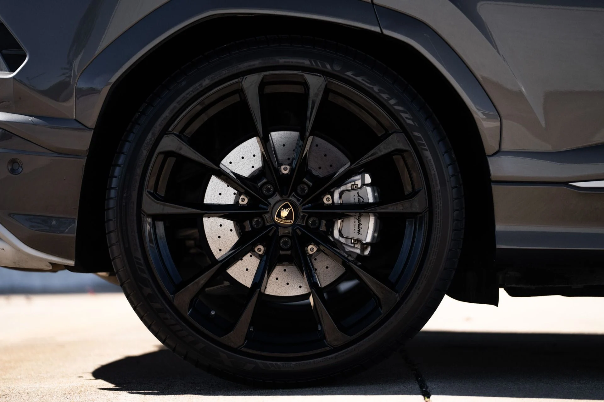 mph040_1247384468_Used_2021_Lamborghini_Urus_1768598799_3024338d0e