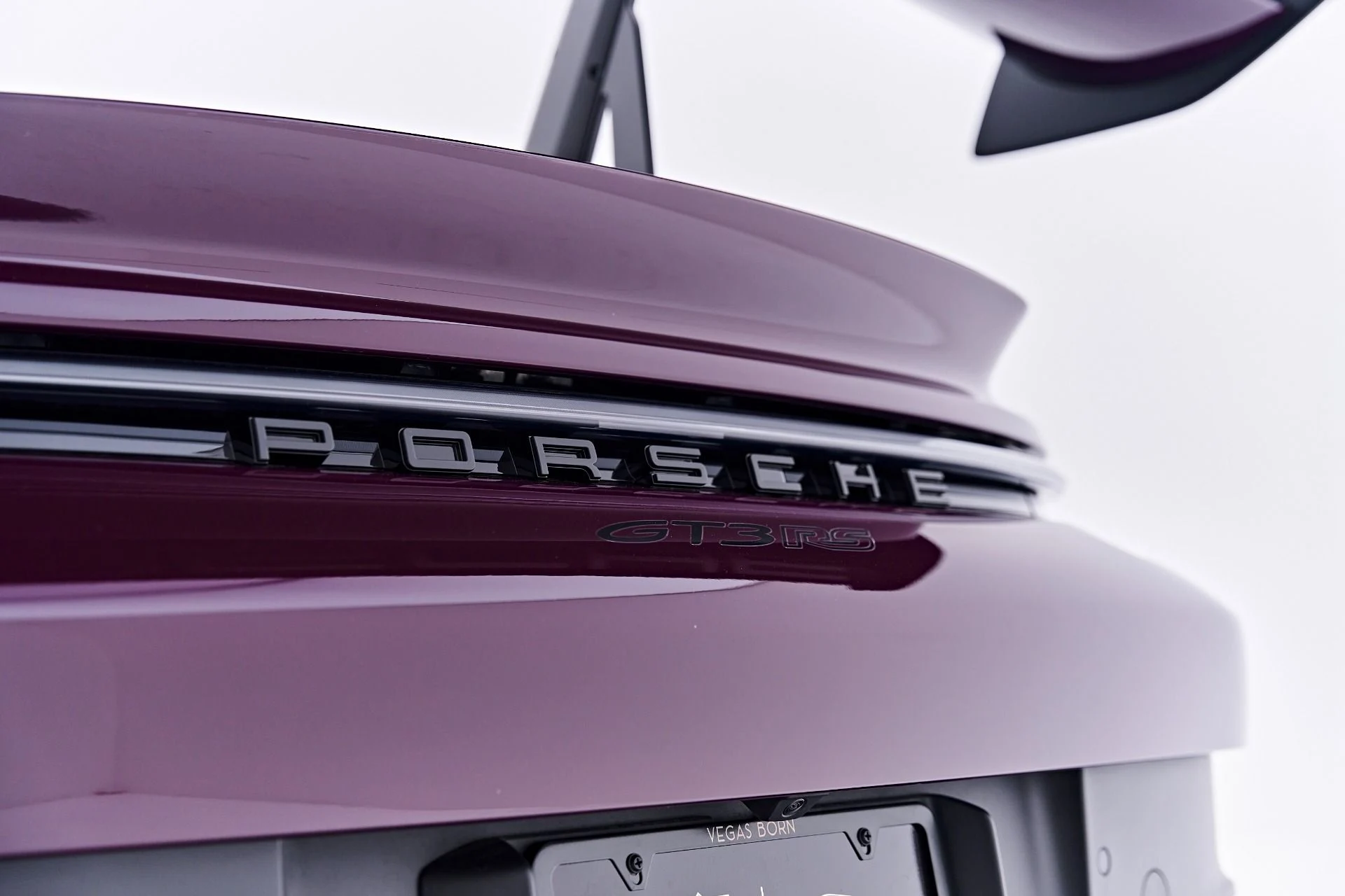 mph040_1276606387_Used_2025_Porsche_911_GT_3_RS_1784854072_4dc1613a11