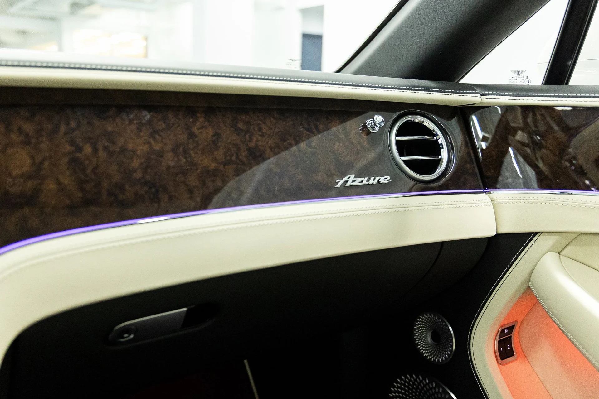 mph040_1281447285_c9ae6da19eda5357e5eee2776daa6a3ax_fabeffac19