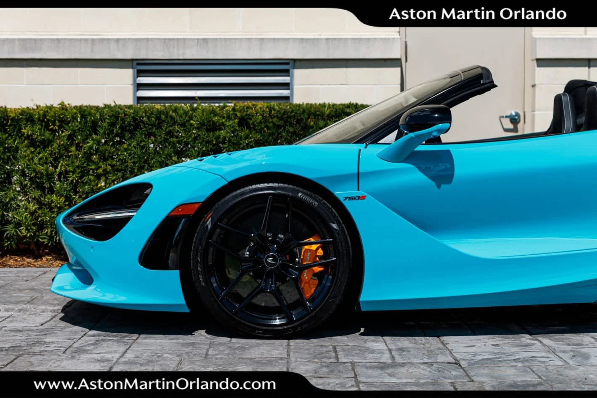 mph040_128420914_41_9403b06fd0