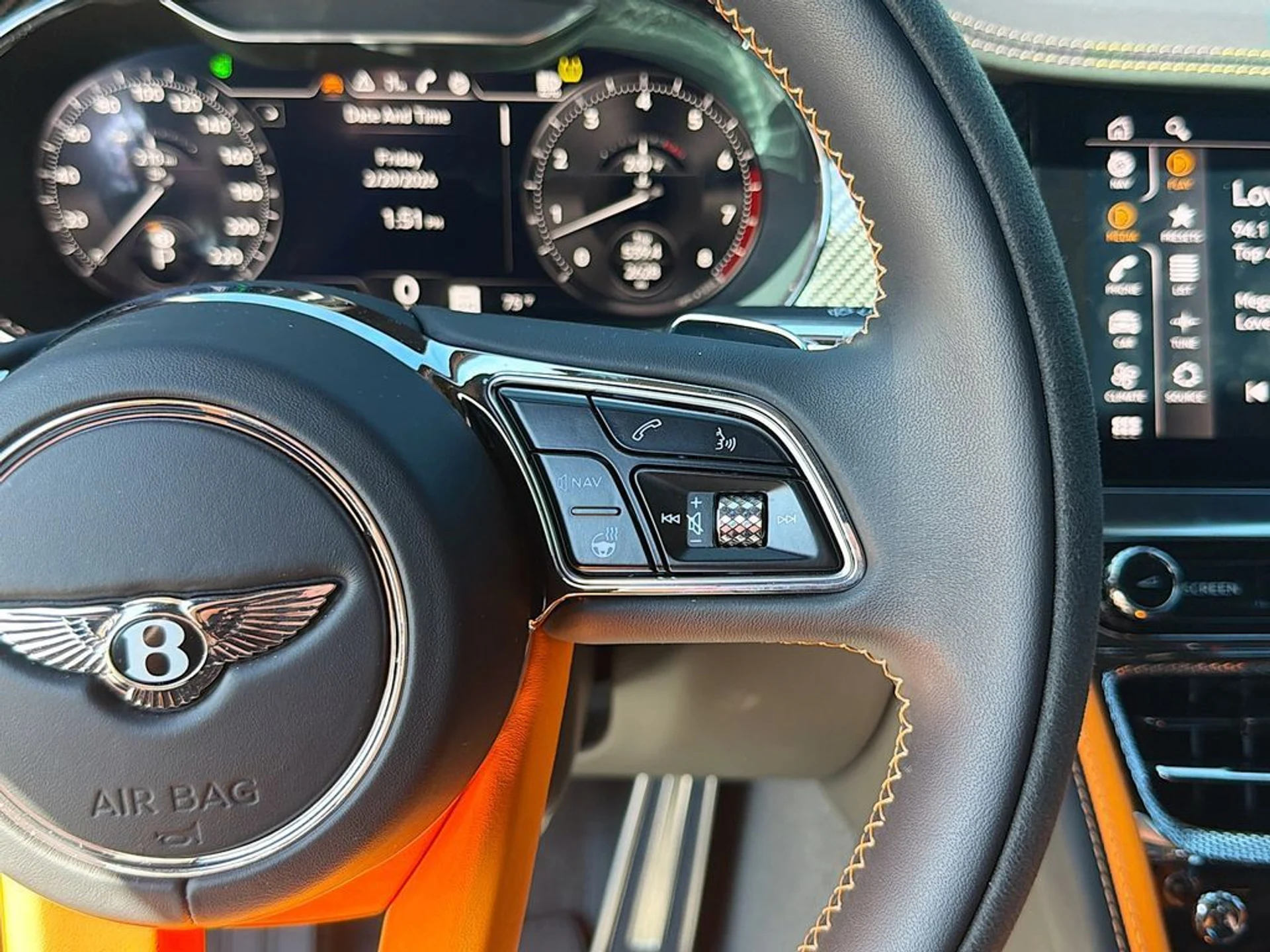 mph040_1286097025_33d113645a4c50cb7ec1aa3025536be8x_b84f2e1801