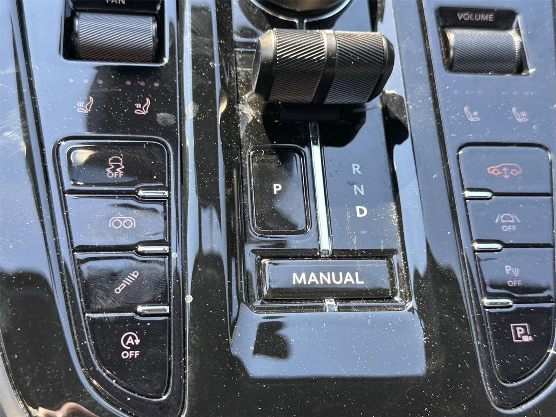 mph040_1292814455_8b79ed5f0cbdef3bcb07f83698198257_9151353210