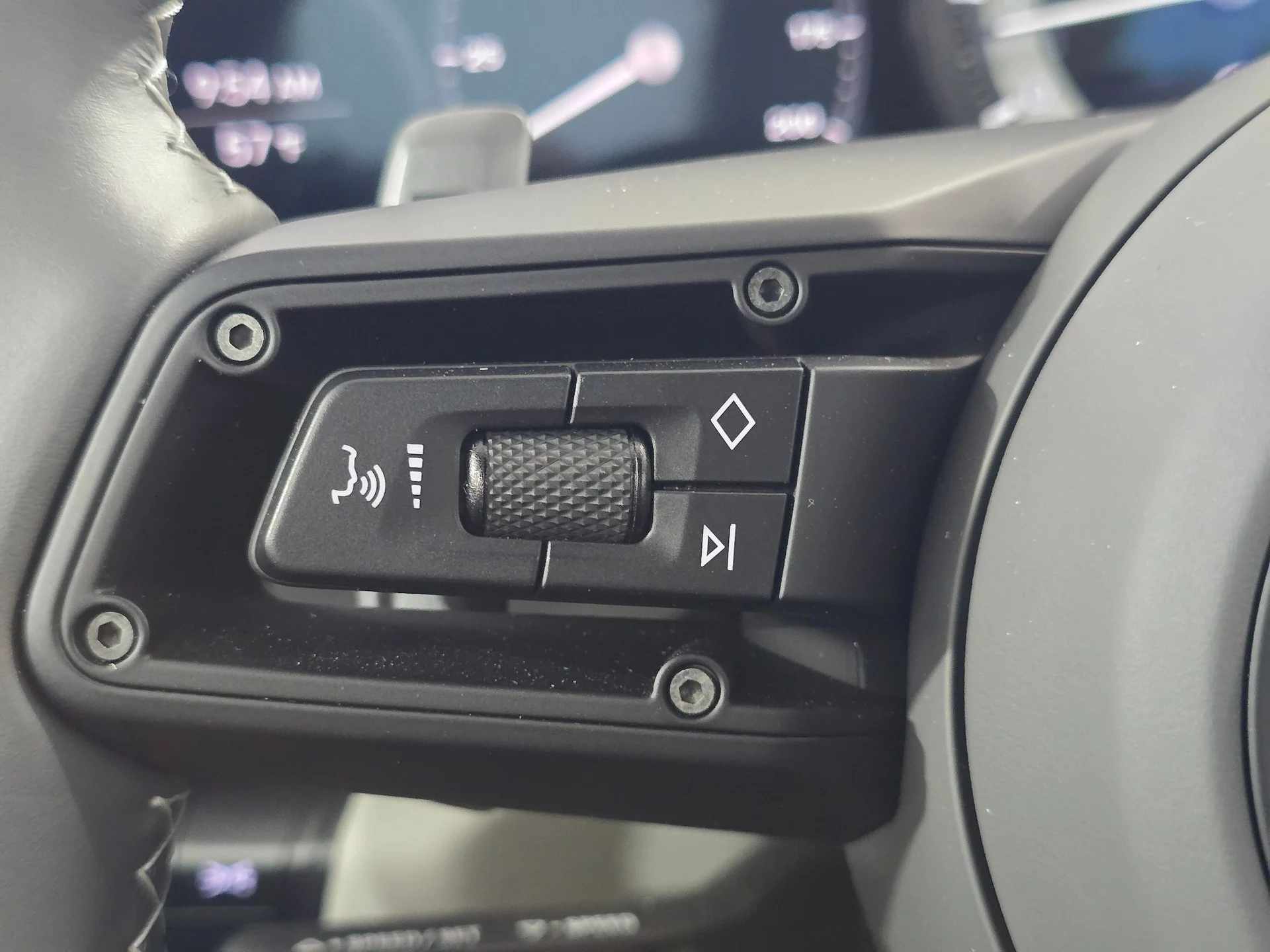 mph040_1295024528_ad8a002e64fa10f0e7dc9fcb9011f7a8x_85a083be9b