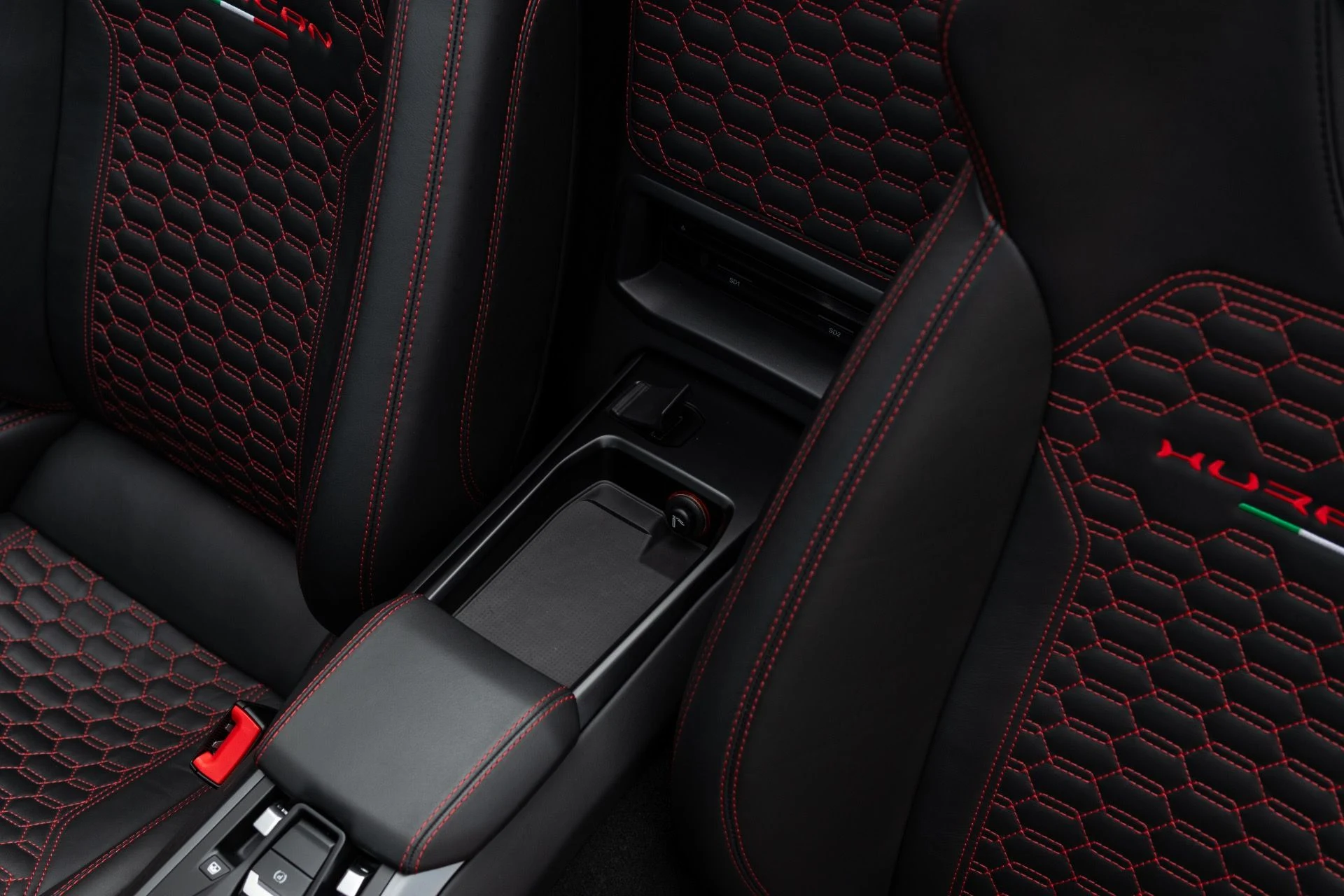 mph040_1316522082_Used_2018_Lamborghini_Huracan_LP_580_2_Spyder_1766443768_29a1a98ca0