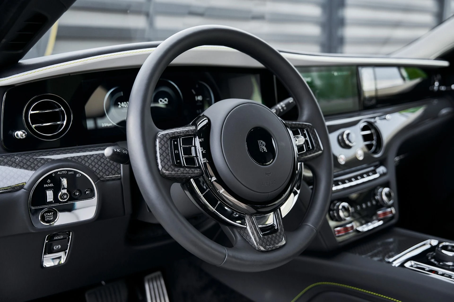 mph040_1341506477_Used_2025_Rolls_Royce_Ghost_Black_Badge_1769049520_836e6cf2ab