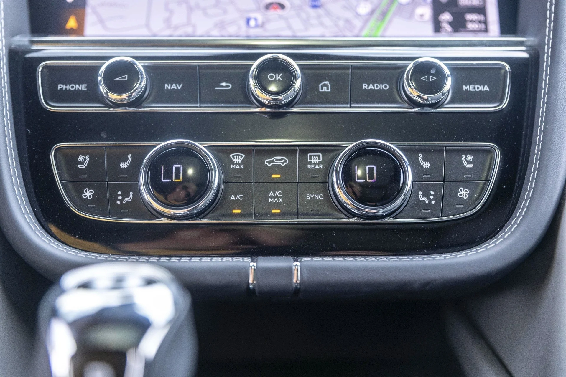 mph040_1350611592_Hi_Tech_Luxury_Imports_LLC_SJAAT_2_ZV_8_SC_029853_image_40_4ca37ed27d