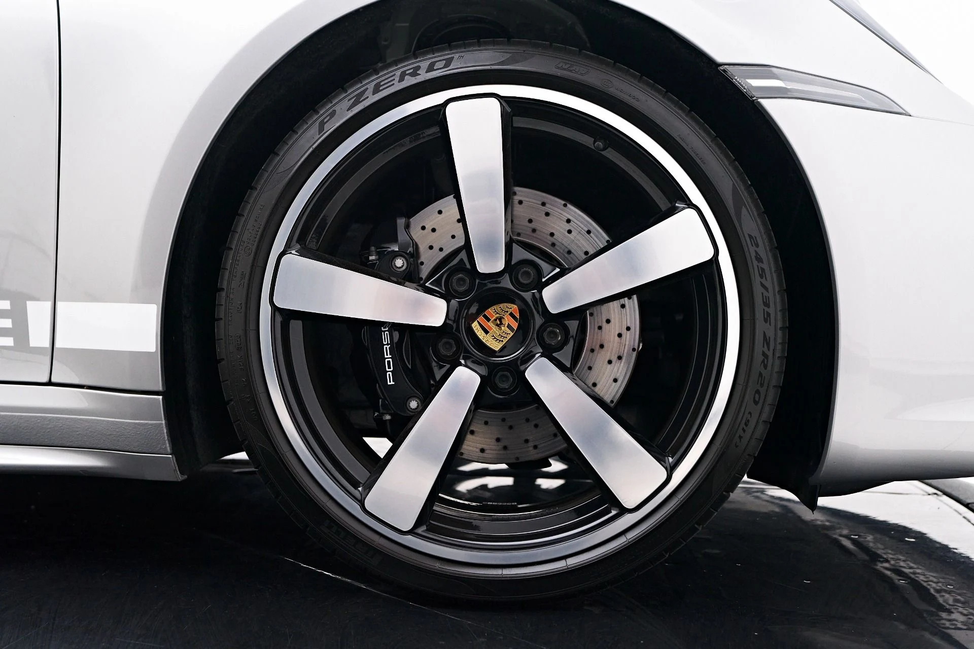 mph040_1366311247_Used_2021_Porsche_911_Targa_4_S_1757037657_eb811baece