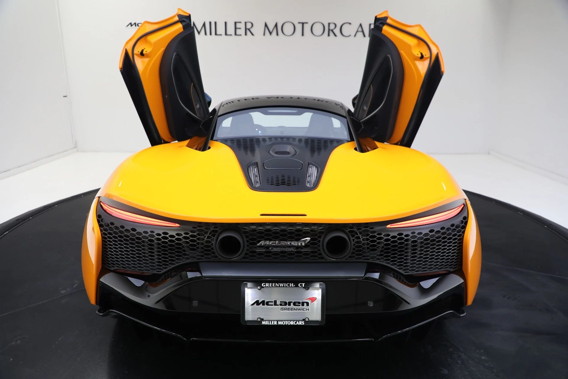mph040_1377807696_Used_2024_Mc_Laren_Artura_Performance_03448ee533
