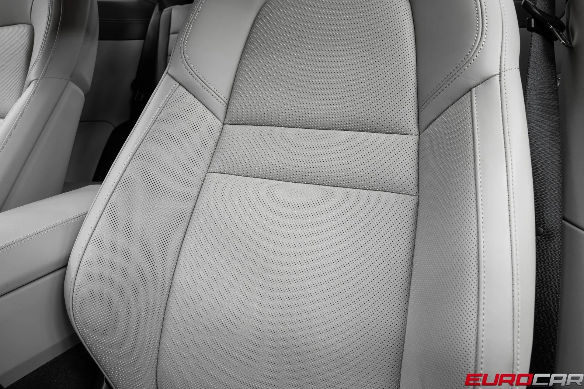 mph040_139535859_image_41_1e2758fa91