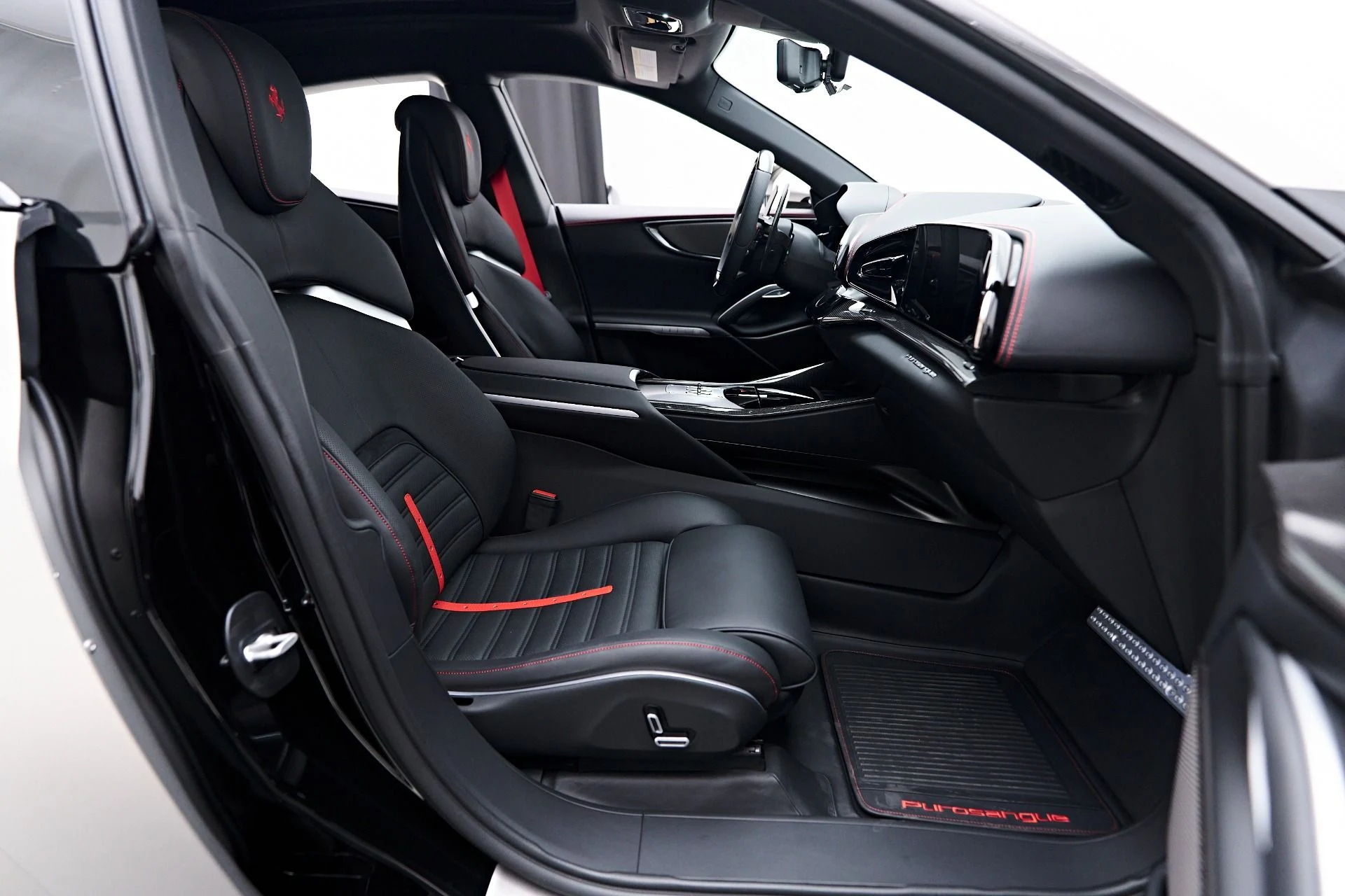 mph040_1396476094_Used_2024_Ferrari_Purosangue_Base_1757201172_e6cdae65ee