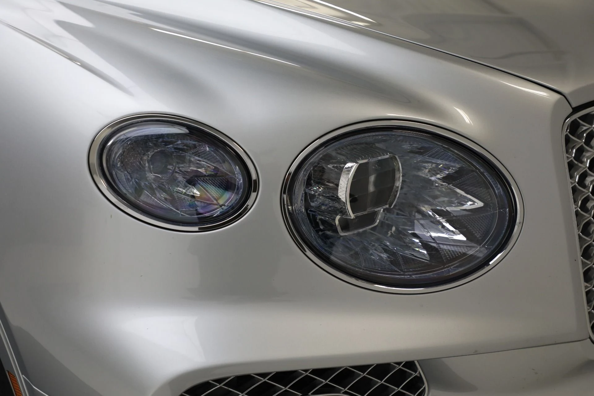 mph040_139659941_Used_2021_Bentley_Bentayga_V8_a52b1c73bb