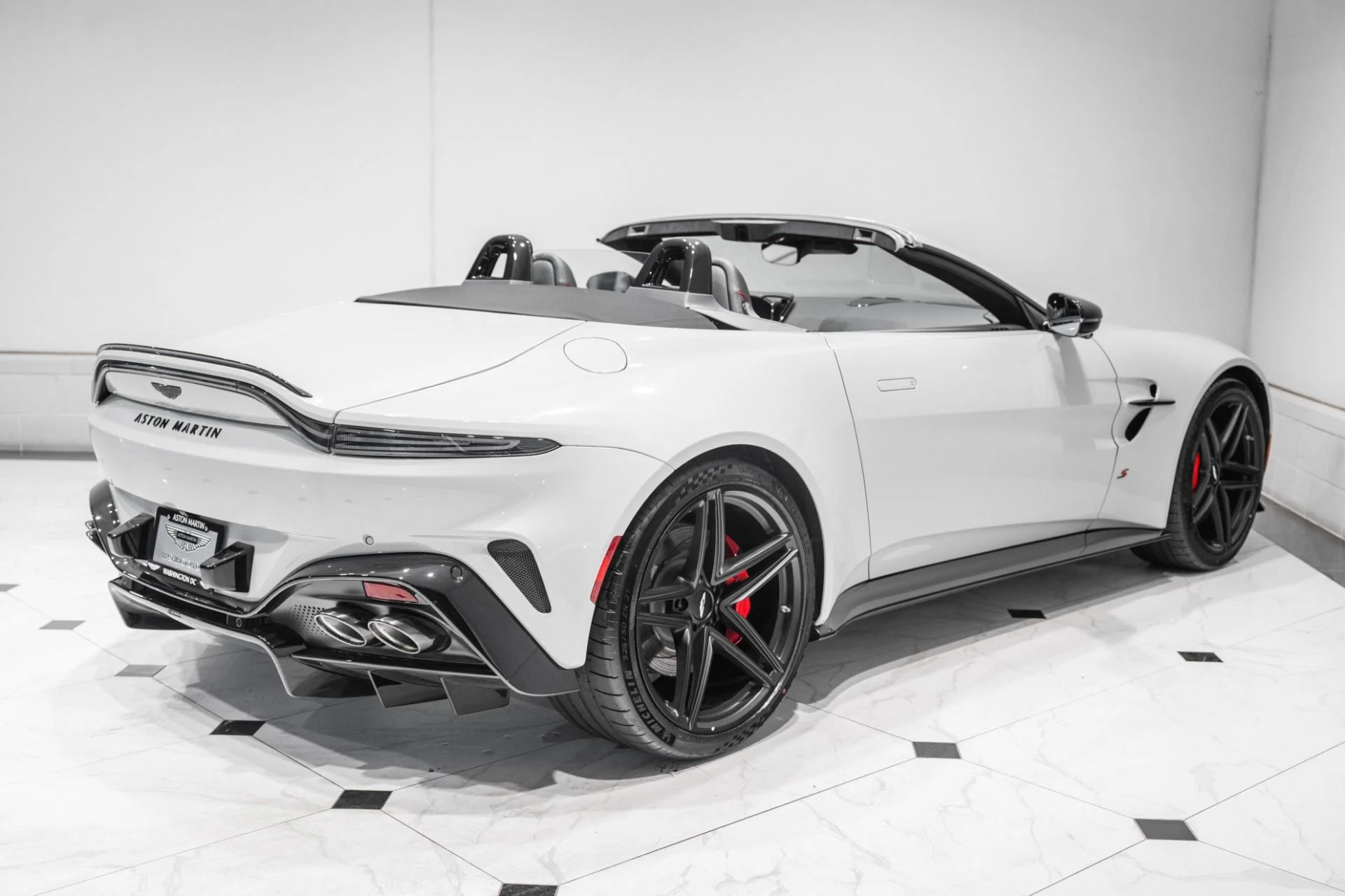 mph040_1414071150_New_2026_Aston_Martin_Vantage_S_Roadster_1786373251_217cf7e8d1