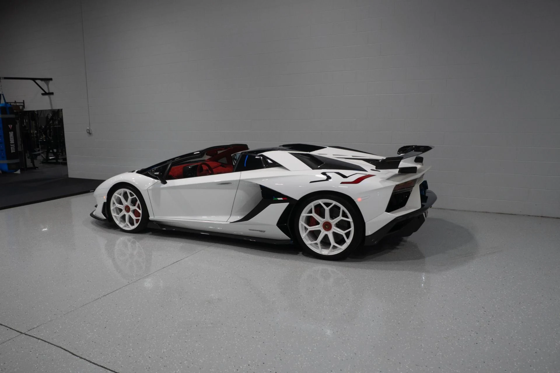 mph040_1424537604_Used_2020_Lamborghini_Aventador_LP_770_4_SVJ_1784233154_cbfe0d4c31