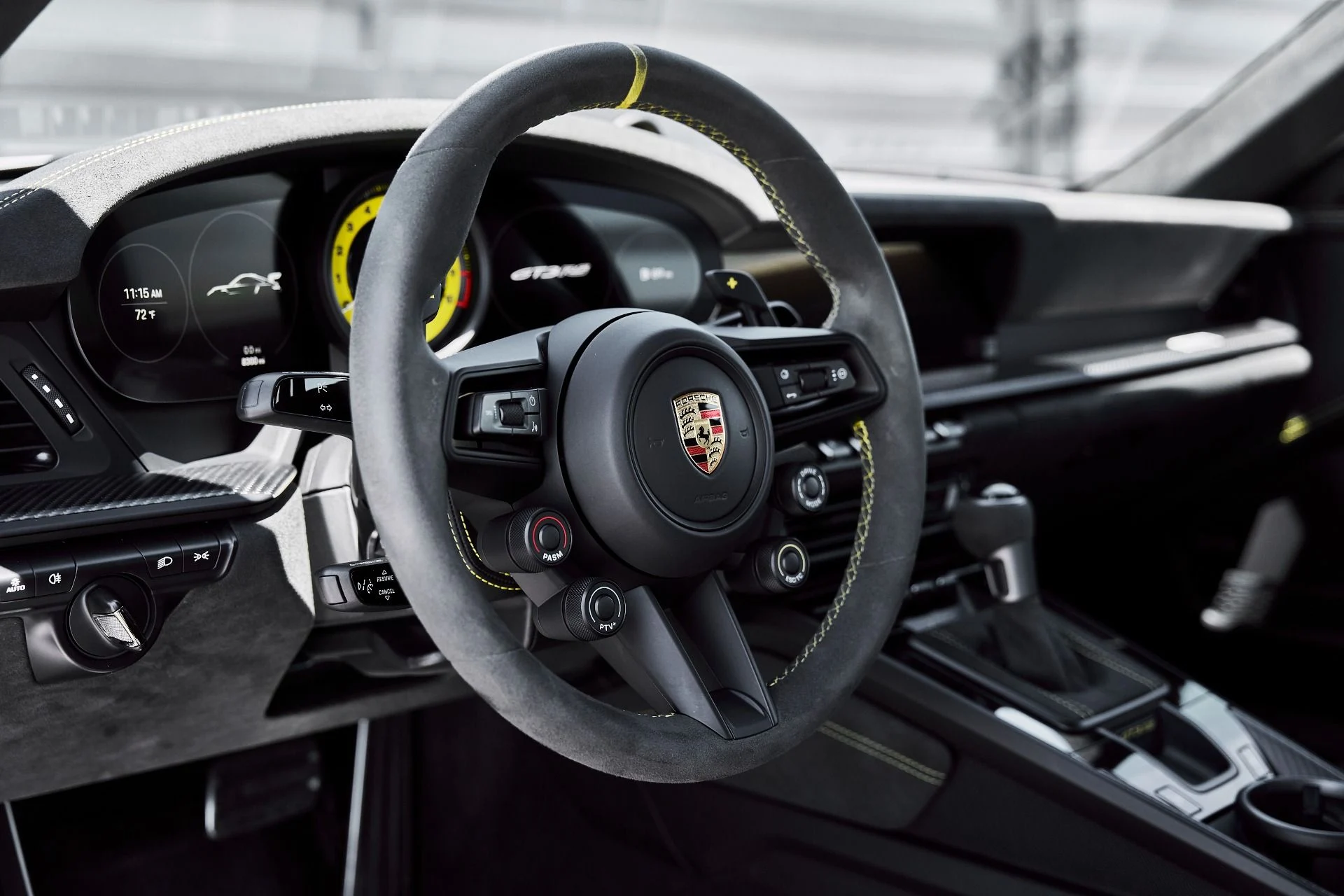 mph040_1427655581_Used_2025_Porsche_911_GT_3_RS_1780614731_751cf4aeb4