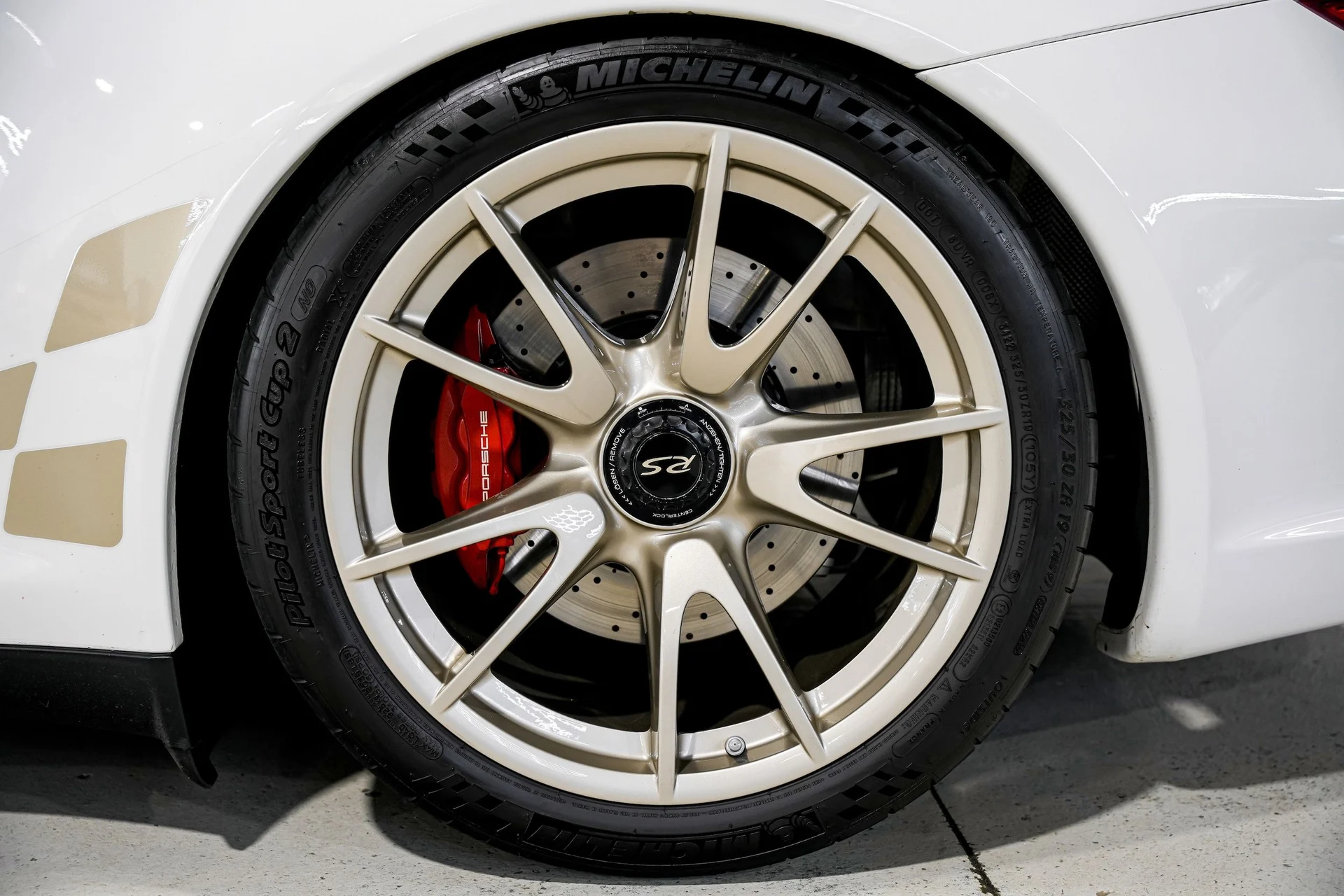 mph040_1440388464_3f50150d84e242d394e7510af7446b5ex_0ba985df50