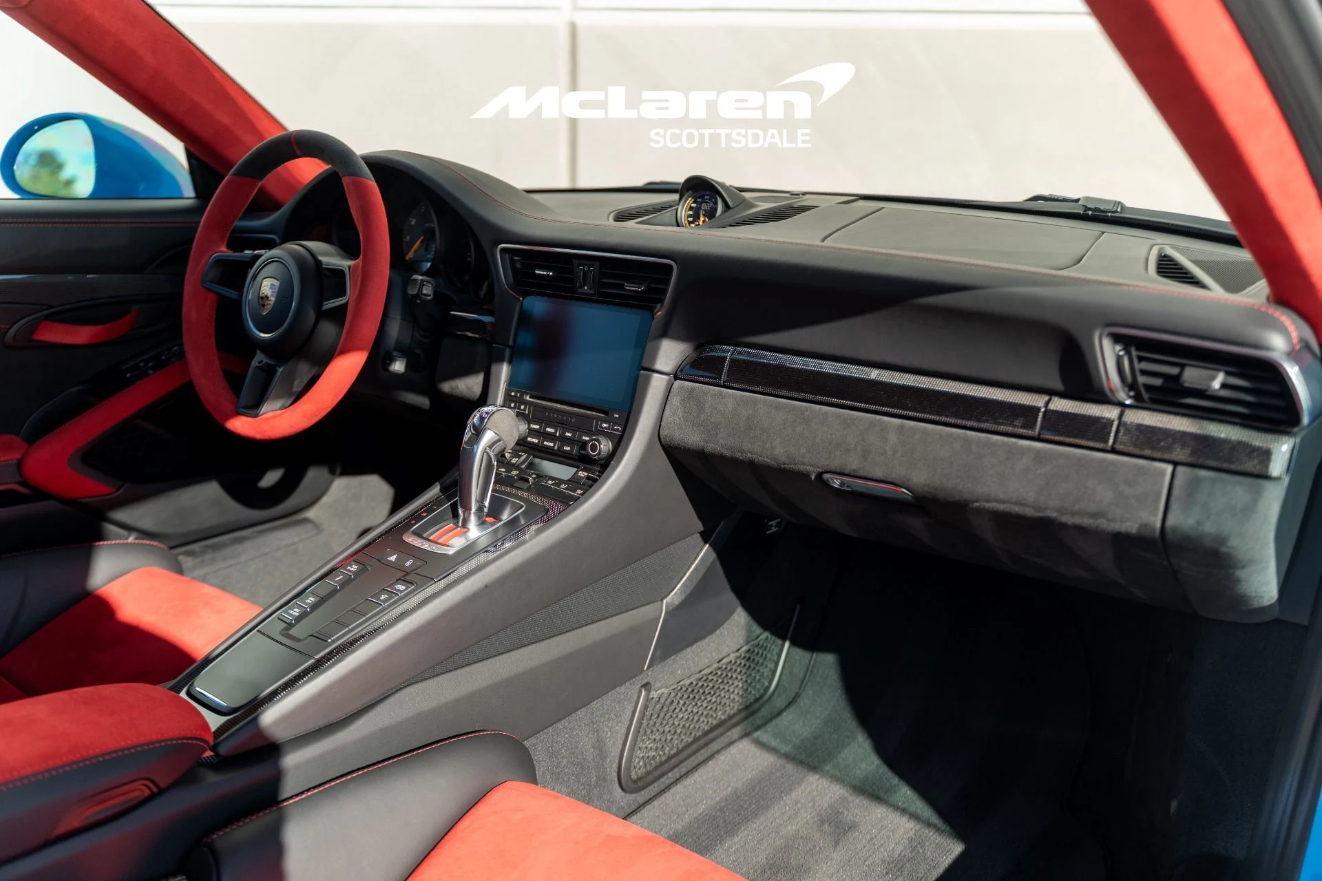 mph040_1445105371_Used_2018_PORSCHE_911_GT_2_RS_1765679912_633b906618