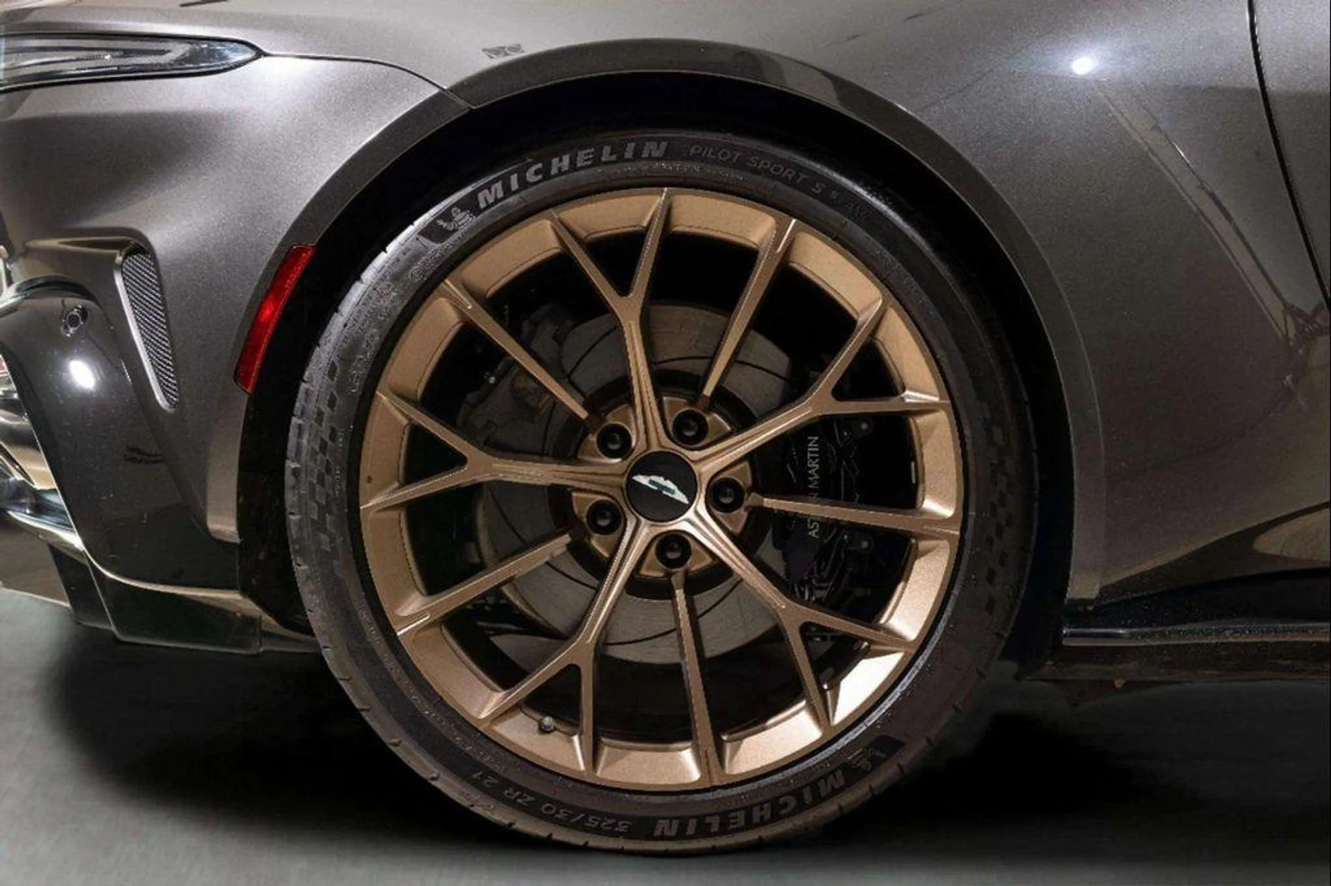 mph040_1446559223_Hf_ZR_Wcai_VC_6_U_Mm_YN_Dx_B3k4_VD_Ukg_93c7f08e35