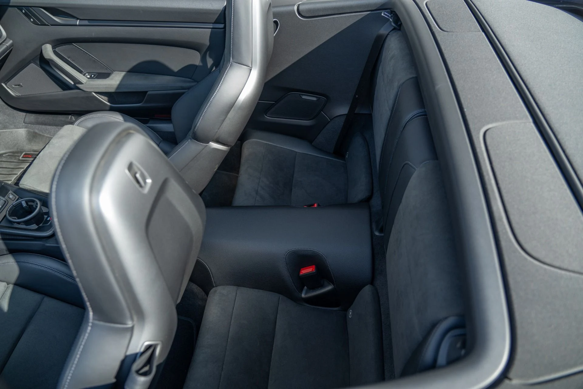 mph040_1449252294_Used_2024_Porsche_911_Carrera_GTS_1761603100_c5409745a2