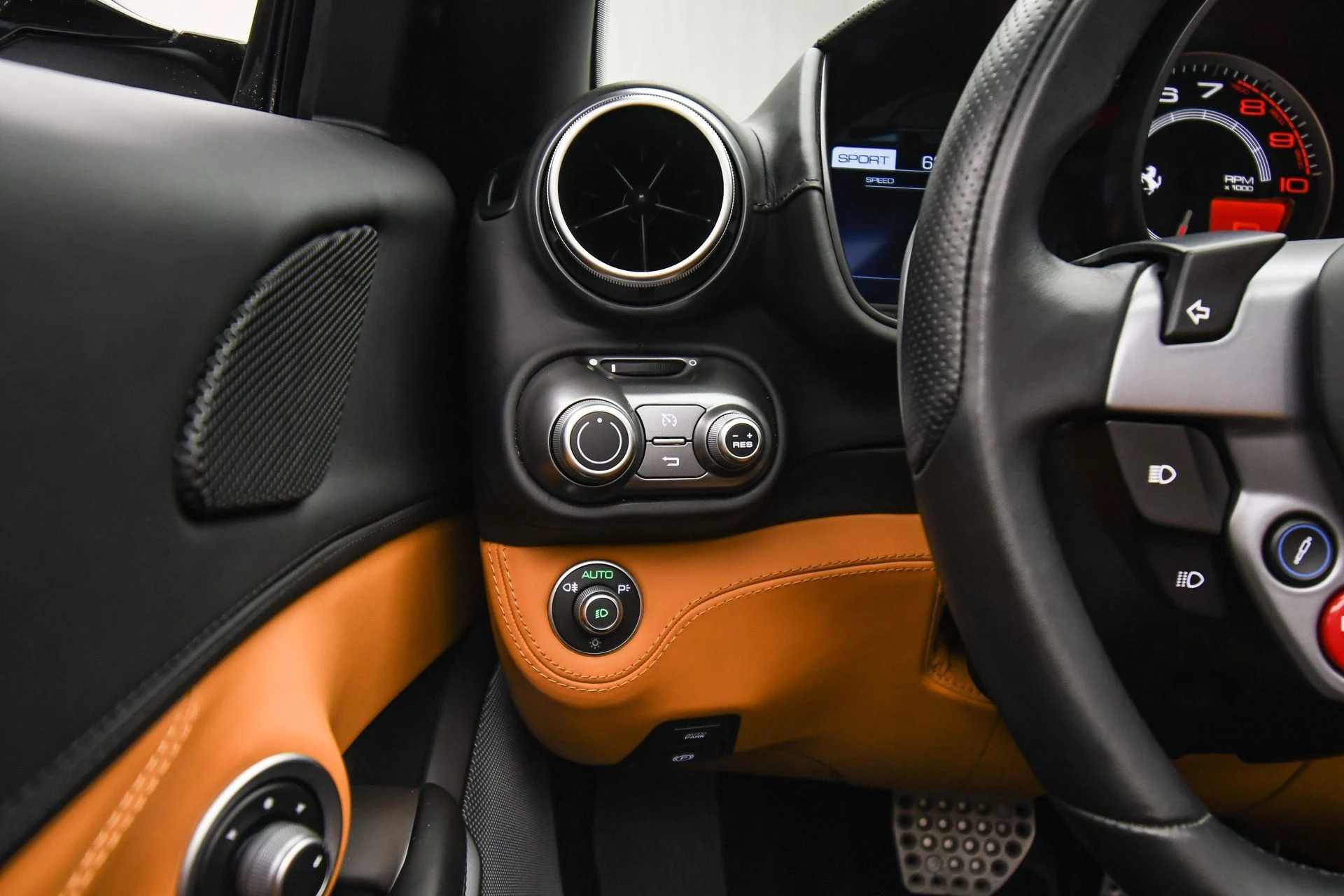 mph040_1452055290_8b8d992c7e2049eeb5740c8e5bd18109_83946a1f45