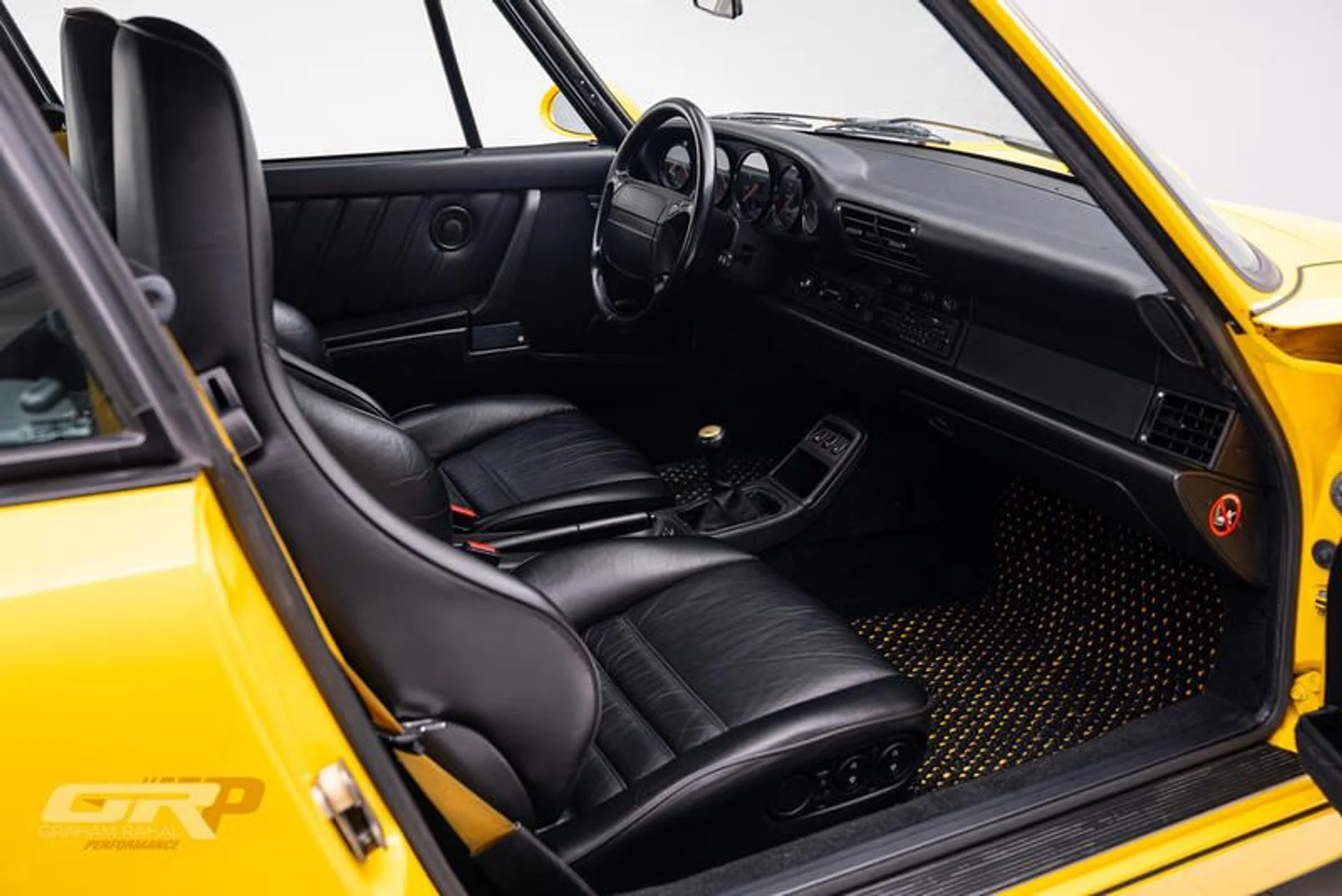 mph040_1465281260_960_C2365_2181_44_EB_9_F23_F0_B1176_C589_C_38ec10ffed