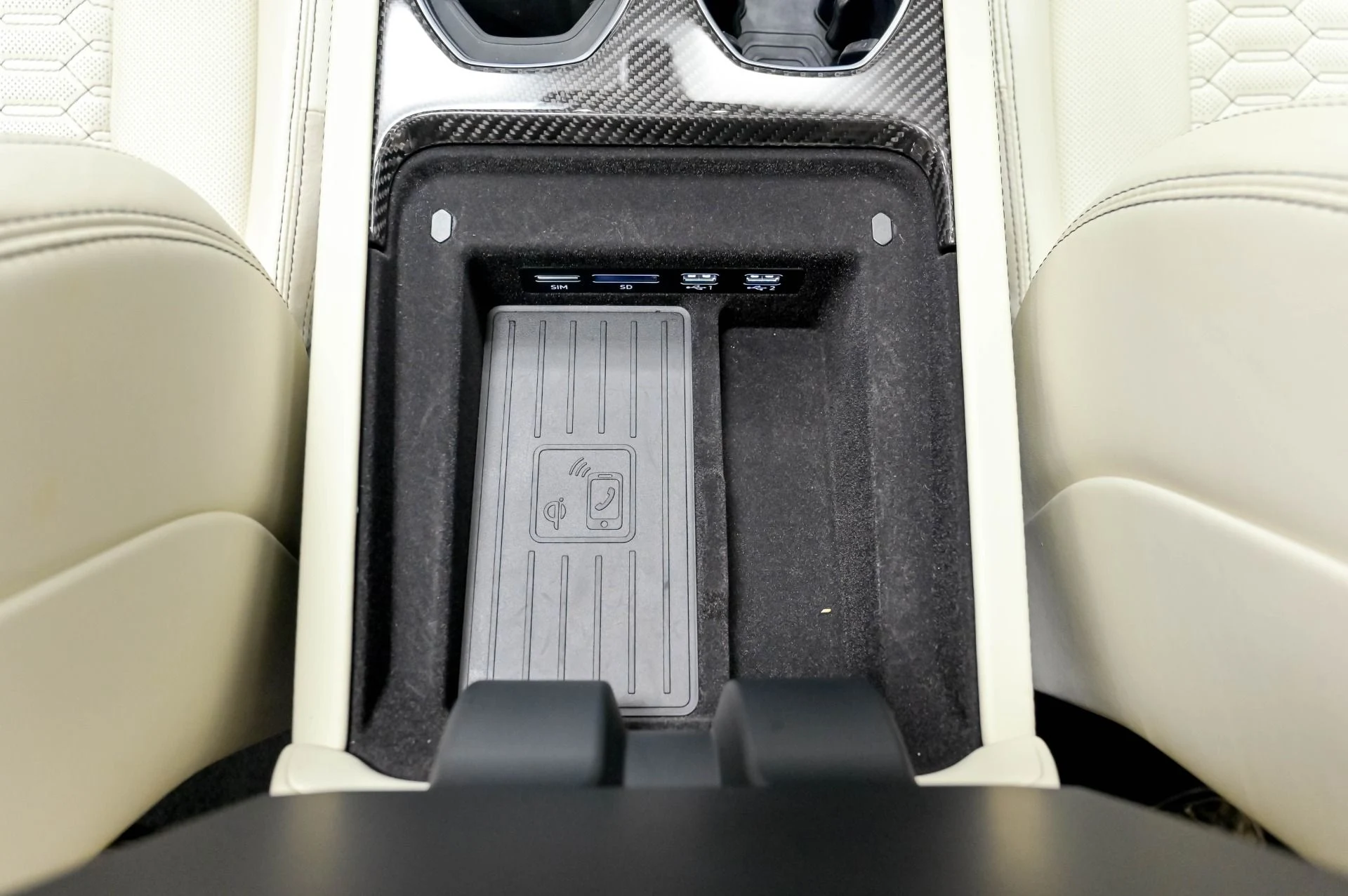 mph040_146732998_Used_2020_Lamborghini_Urus_1778528583_7bf1dbc29b