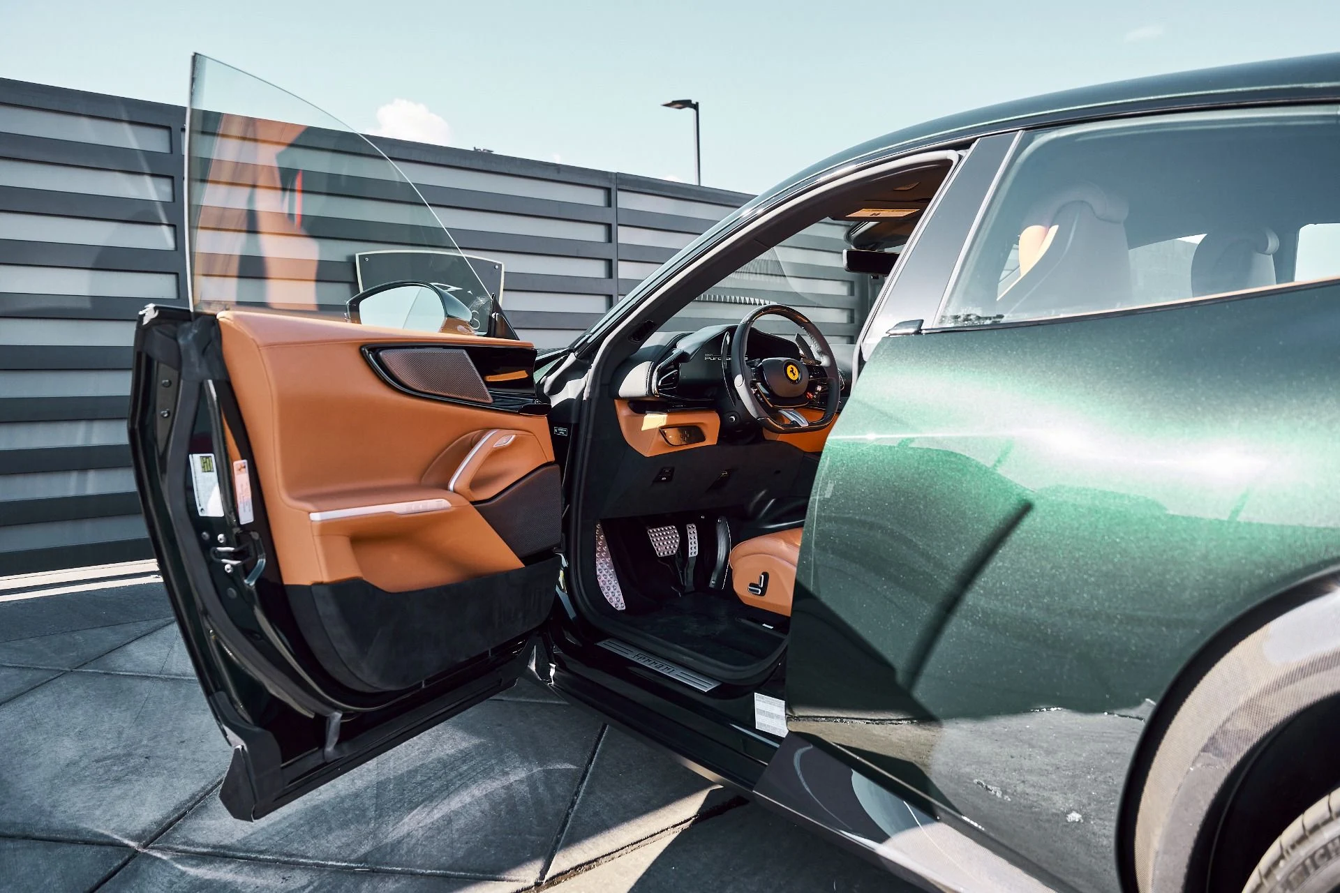 mph040_1471739168_Used_2026_Ferrari_Purosangue_1771462135_539902d9f7