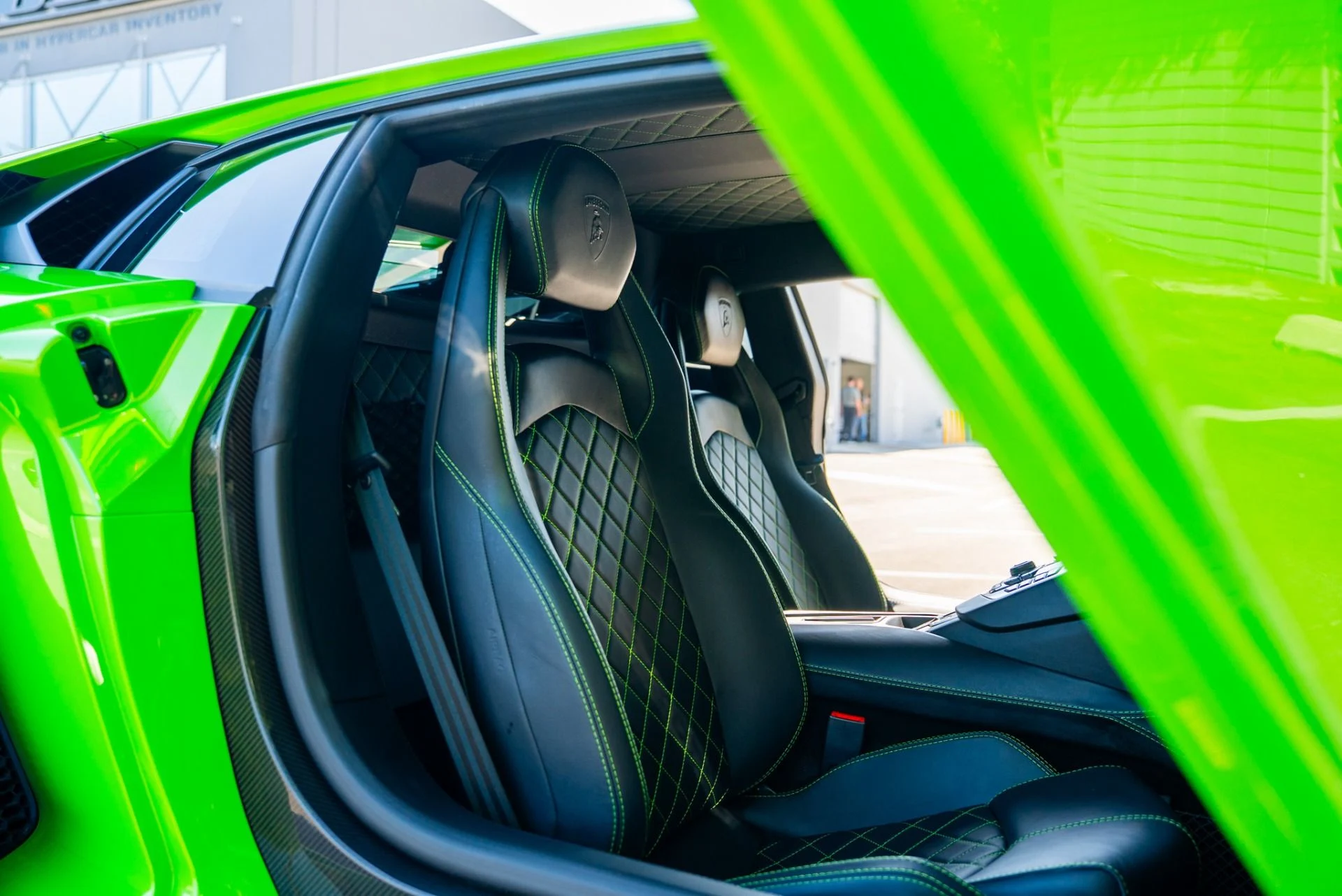 mph040_1474675227_Used_2018_Lamborghini_Aventador_LP_740_4_S_1762289338_6f1e056662