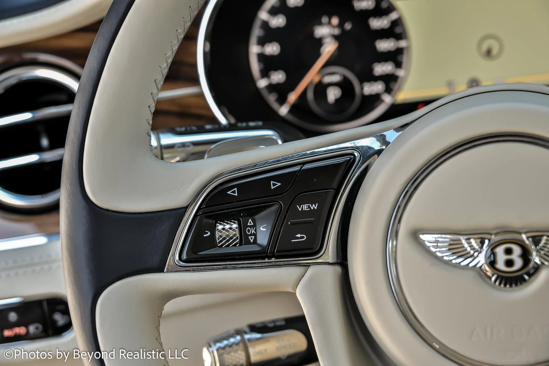 mph040_1482602467_Used_2020_Bentley_Continental_GT_W12_Convertible_1759393529_09a951a322