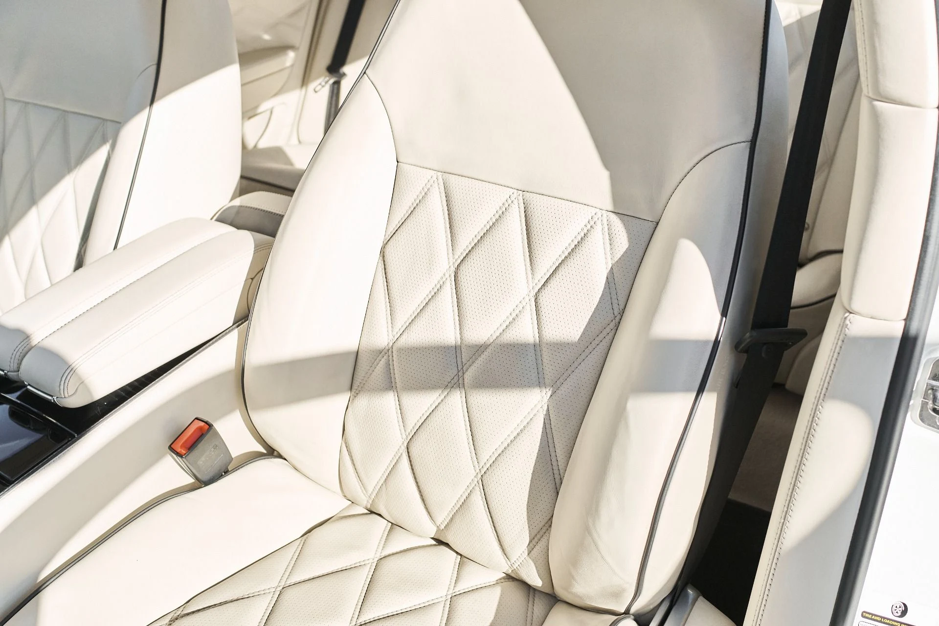 mph040_1485211125_Used_2012_Bentley_Continental_Flying_Spur_1765853803_2a4fb1b8b9