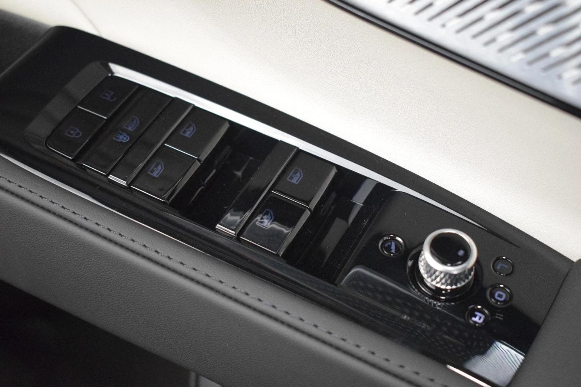 mph040_1497289067_378290bb3d23a1bcde3e46d6be2afca9x_df6bcf03ef