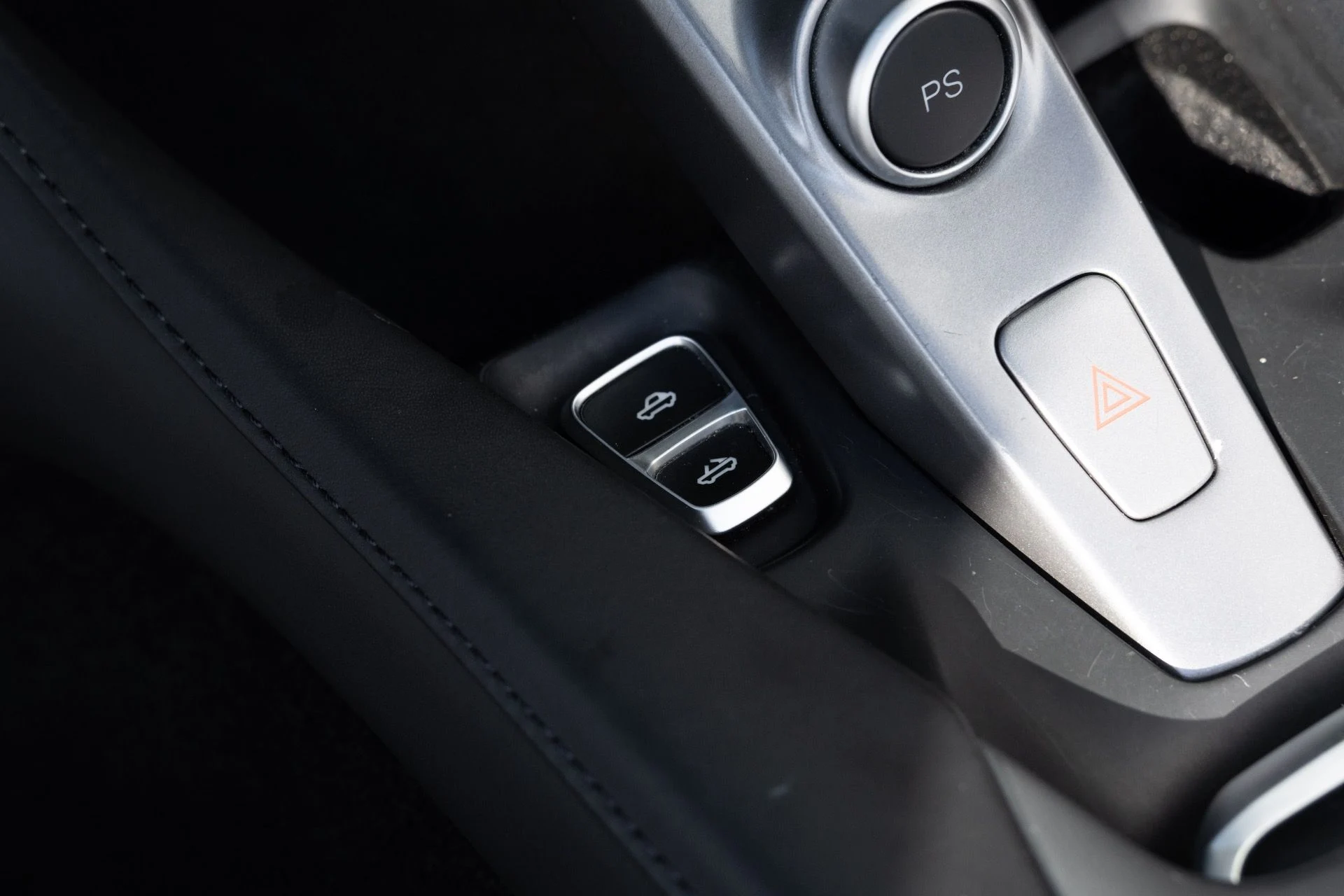 mph040_1503876604_Used_2019_Ferrari_Portofino_1771532696_bc8f46cab7