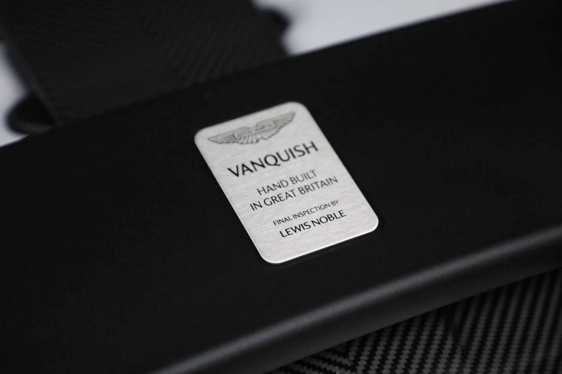 mph040_1514125361_New_2026_Aston_Martin_Vanquish_6565125d53