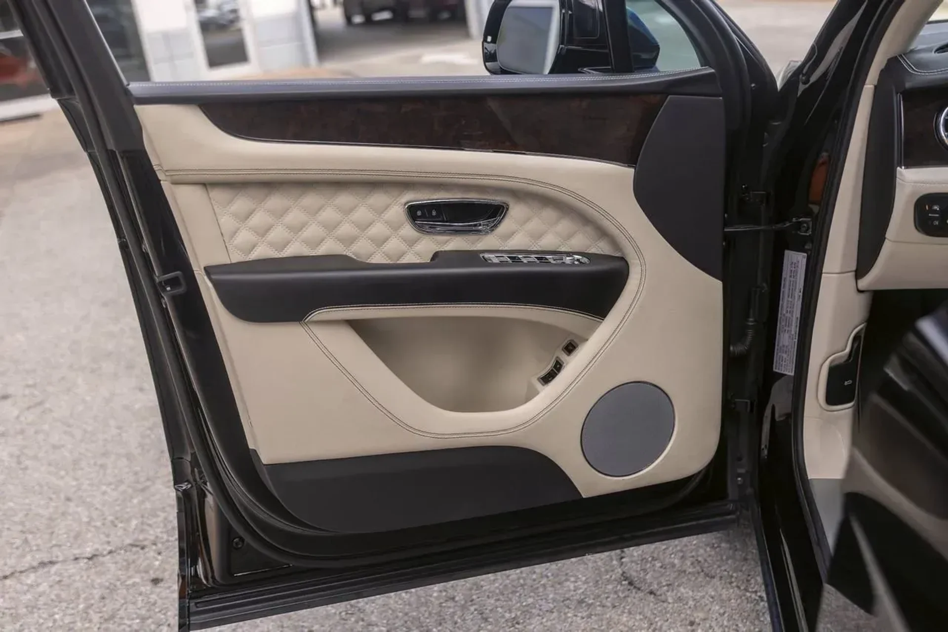 mph040_1516080232_48037e1ca41c4e62a51a2f5192052555_64489b25a8