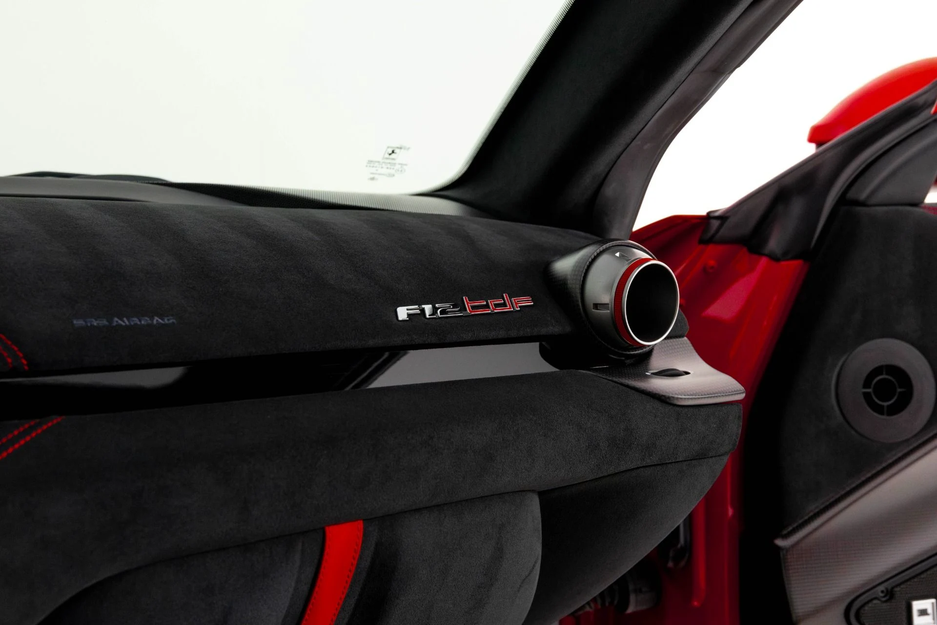 mph040_1516914038_Used_2017_Ferrari_F12_TDF_1760045715_954f207120