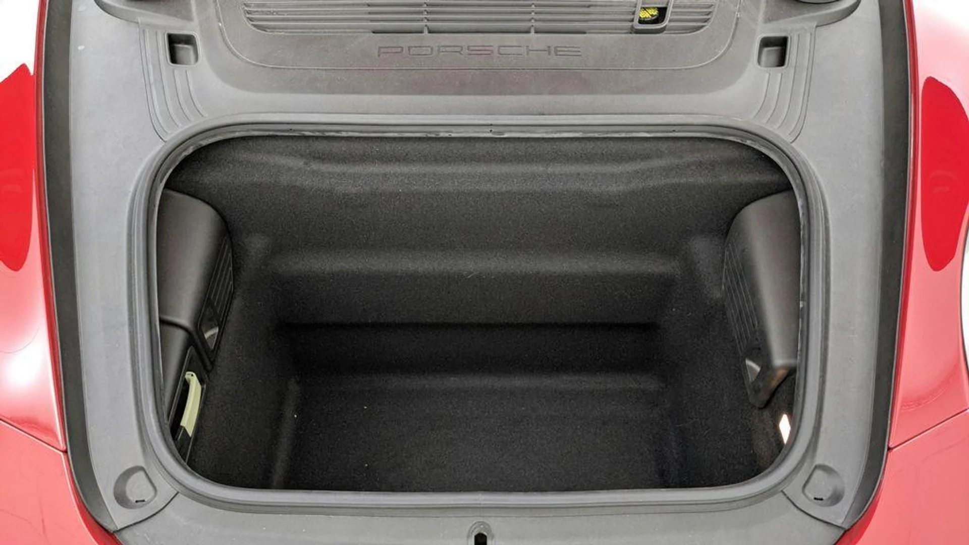 mph040_1520272625_qp_Mc_Xq_Ij_L_CC_em2vodln_A2_Slc_a137574519